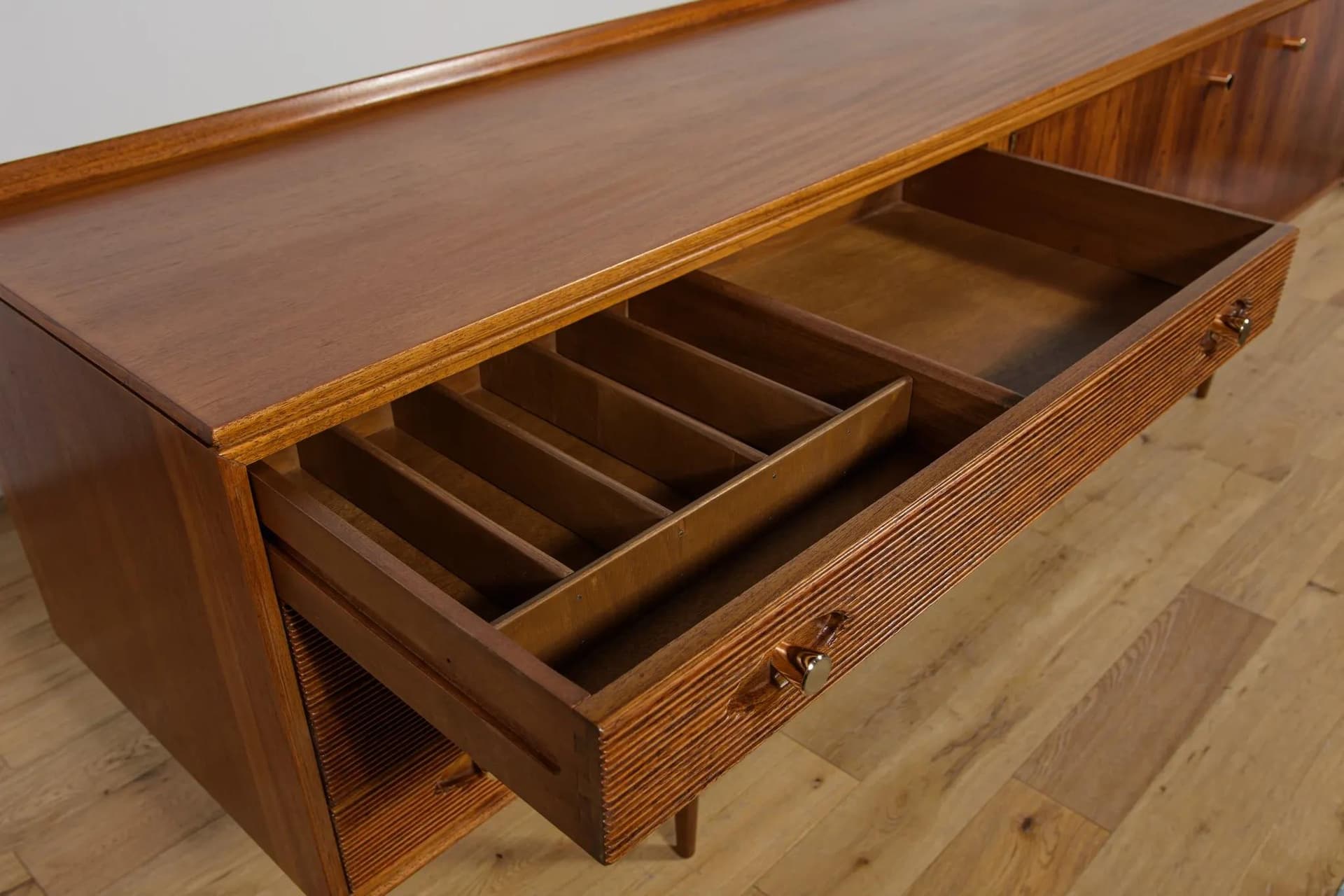 Sideboard Hamilton, dark brown rosewood, by R. Heritage, United Kingdom, 1950s. - 69796