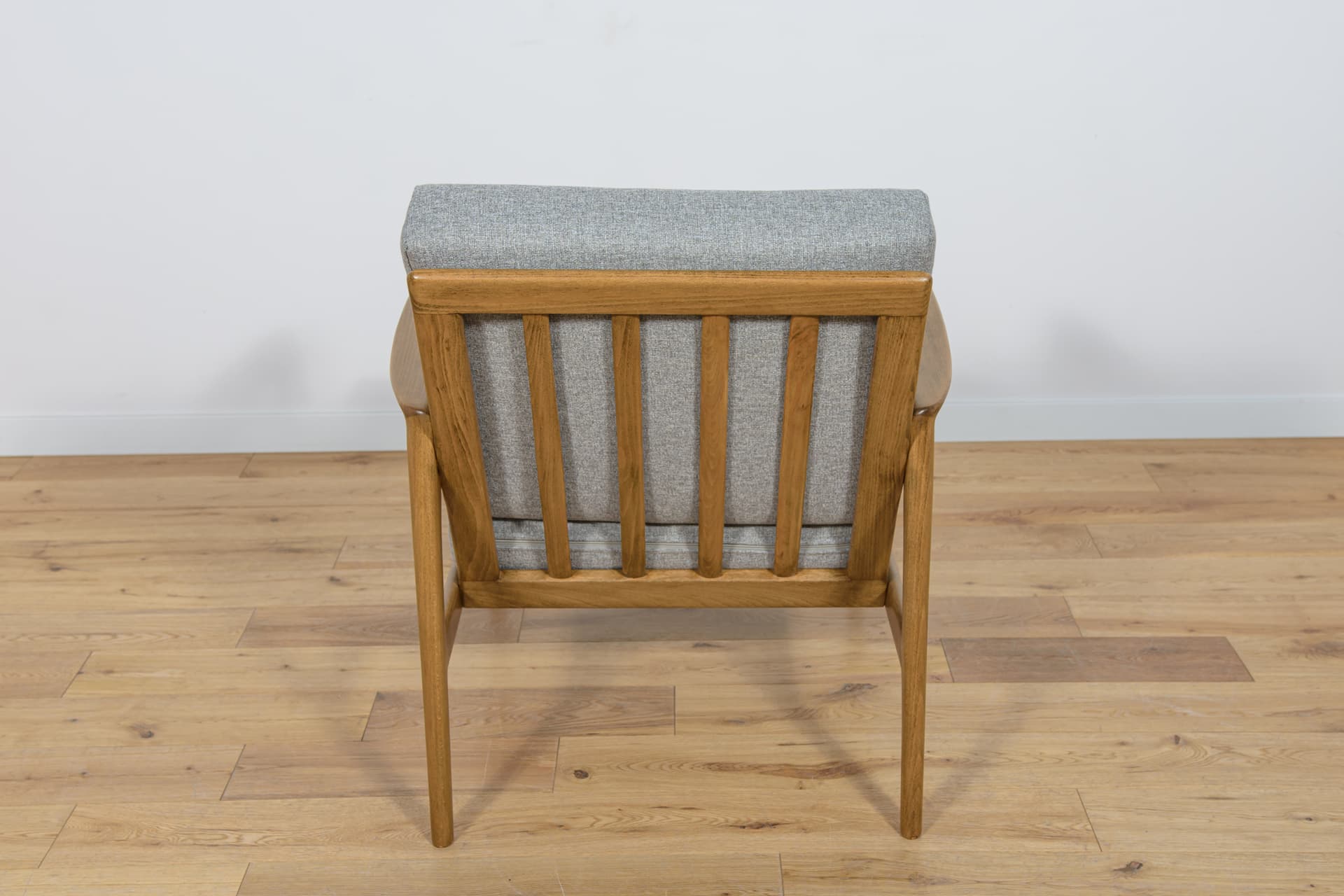 Armchair 300-139, grey, walnut beech, Swarzędzka Fabryka Mebli, Poland, 1960s. - 72615