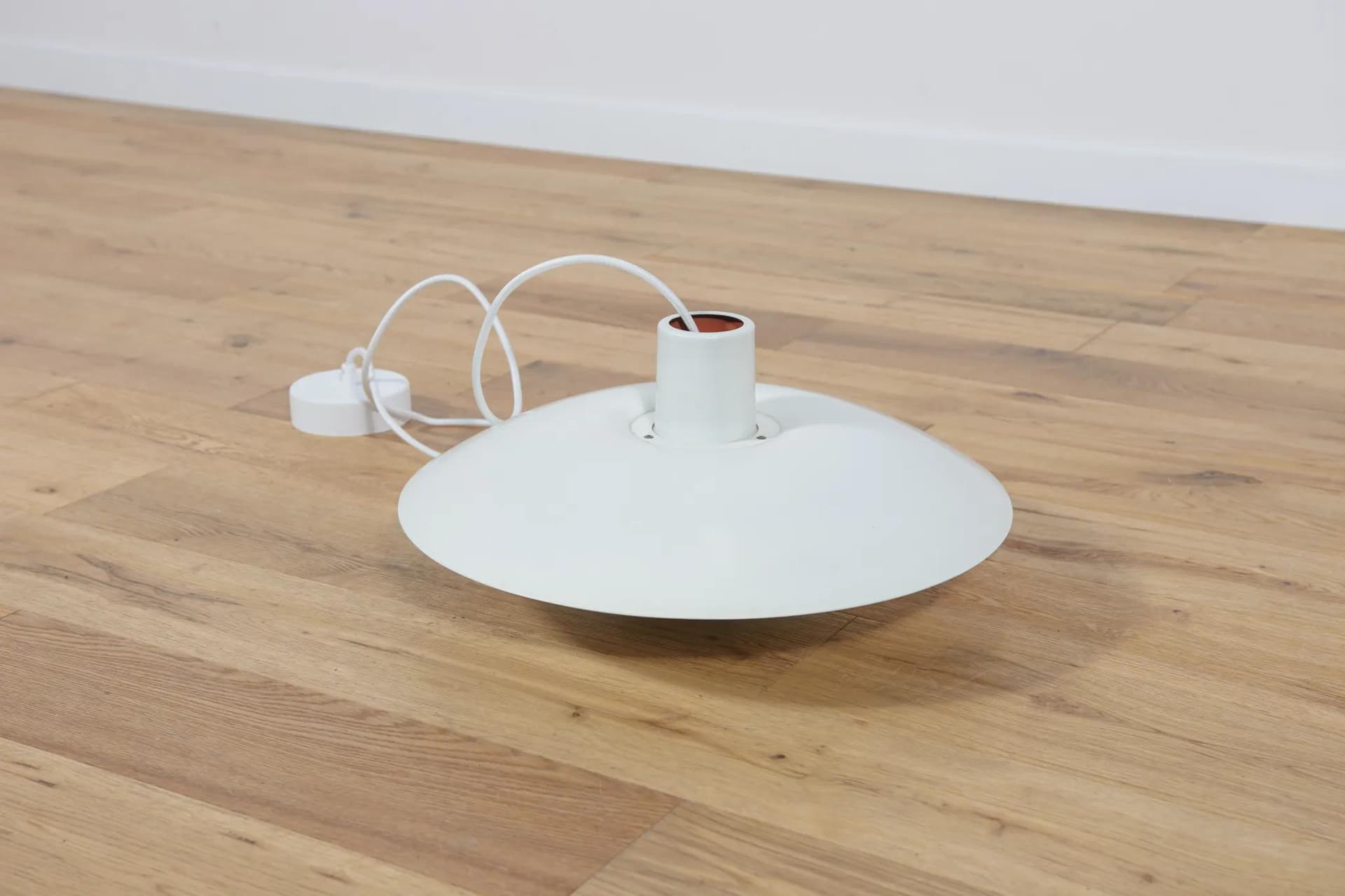 Lampa wisząca PH 4/3, biała, metal, proj. P. Henningsen, Louis Poulsen, Dania, lata 60. - 72587