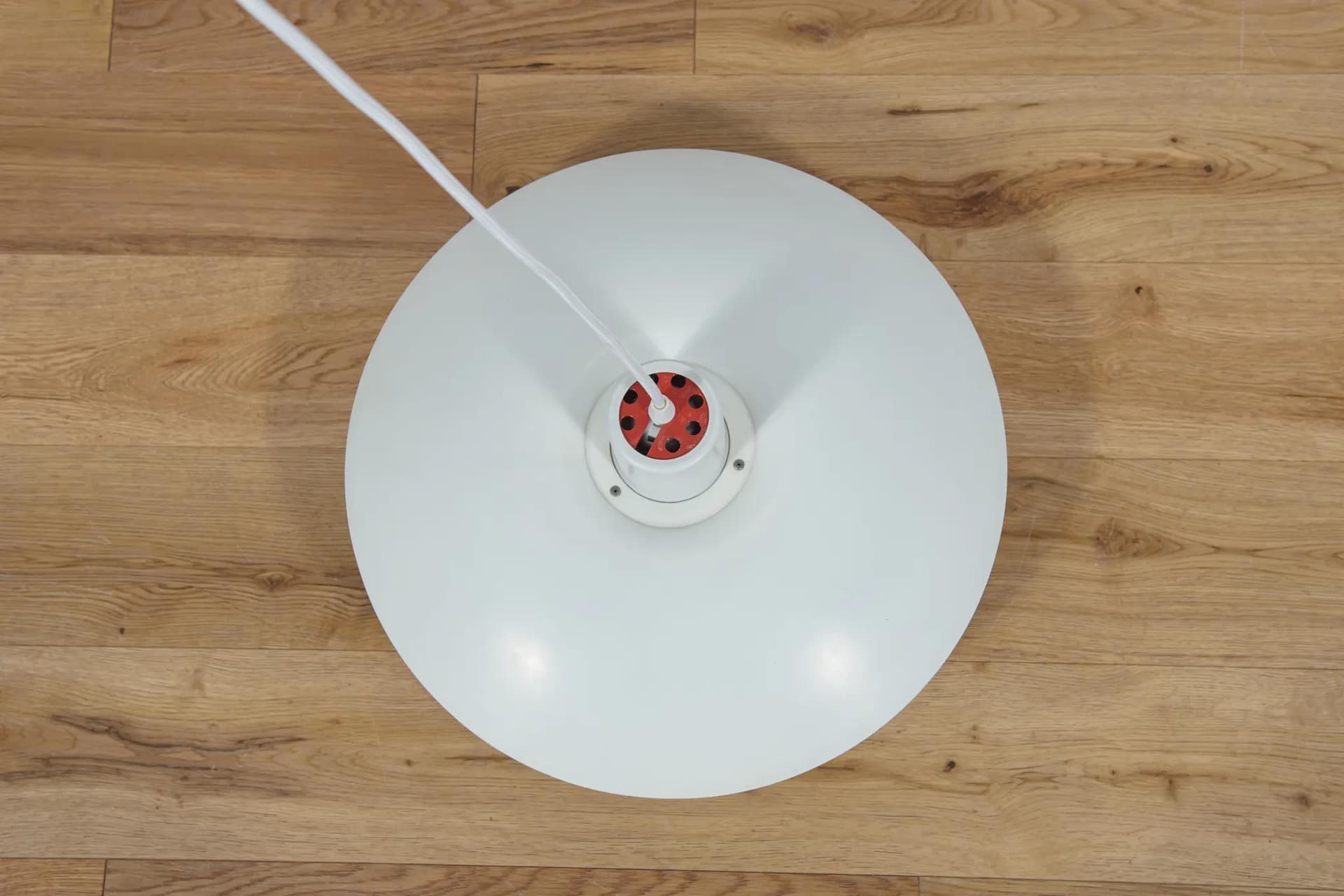 Lampa wisząca PH 4/3, biała, metal, proj. P. Henningsen, Louis Poulsen, Dania, lata 60. - 72588