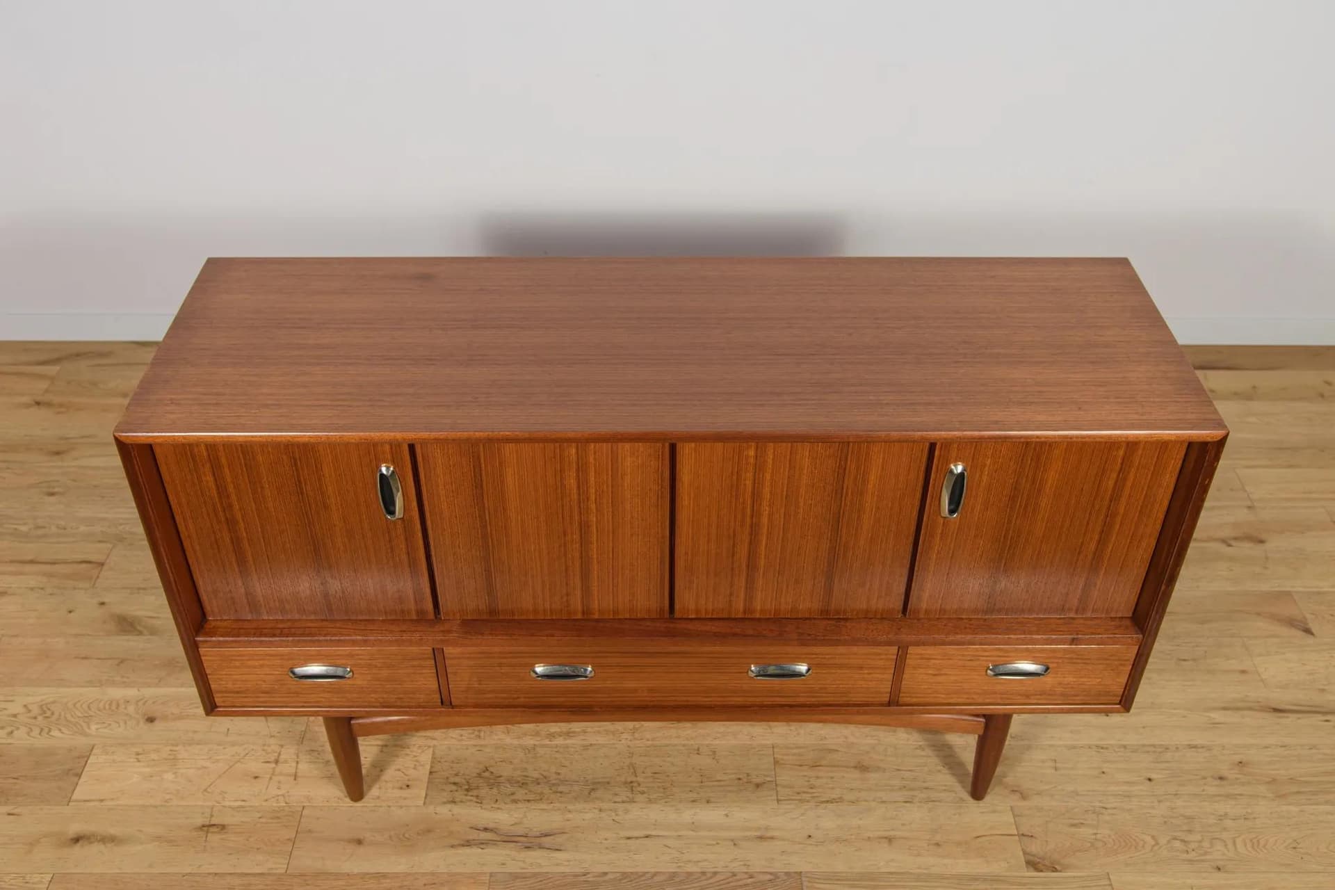 Sideboard, brown walnut, G-Plan, United Kingdom, 1960s. - 72567