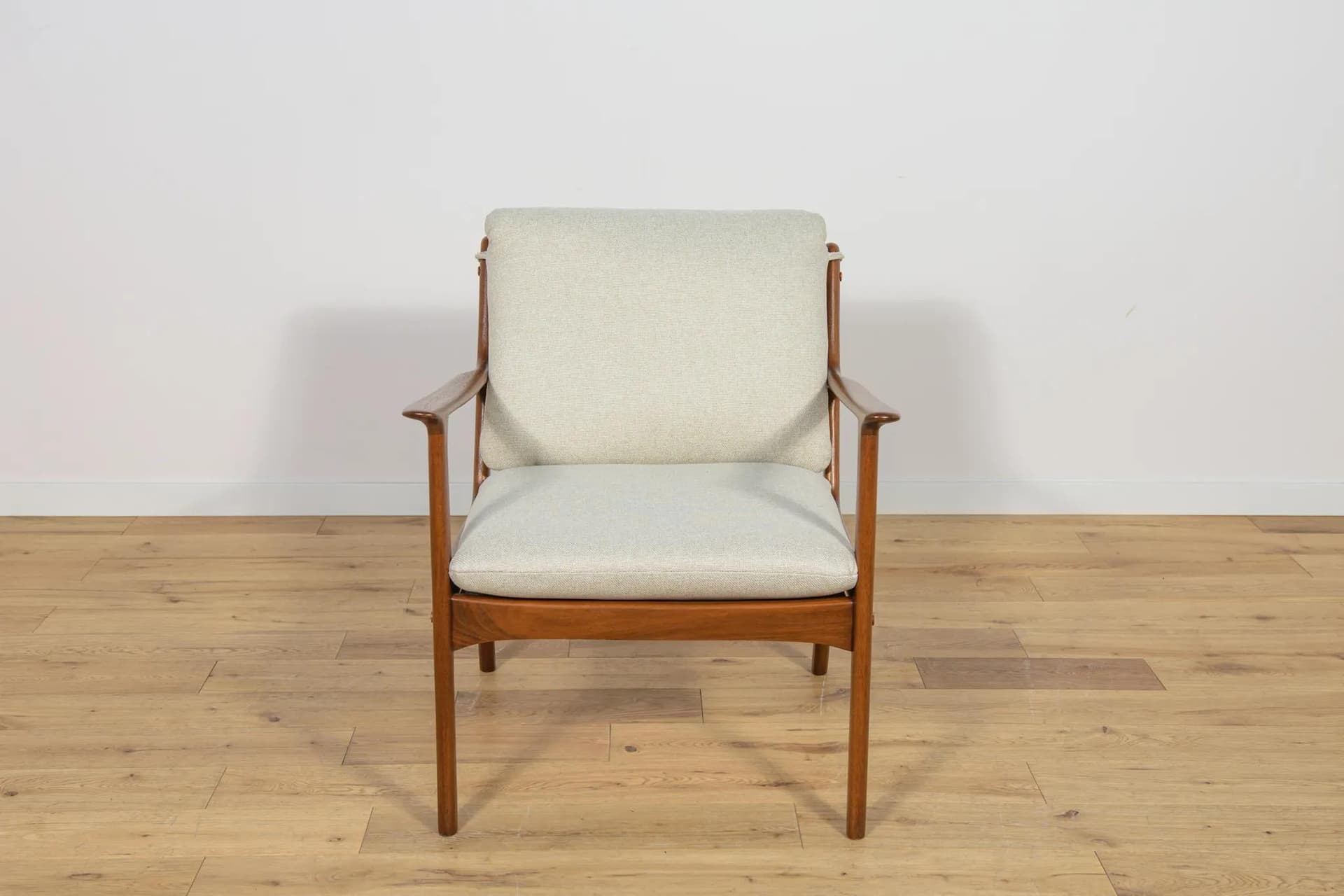 Pair of armchairs PJ112, mahogany brown, ivory wool, by O. Wanscher, Poul Jeppesens Møbelfabrik, Denmark, 1960s. - 74118