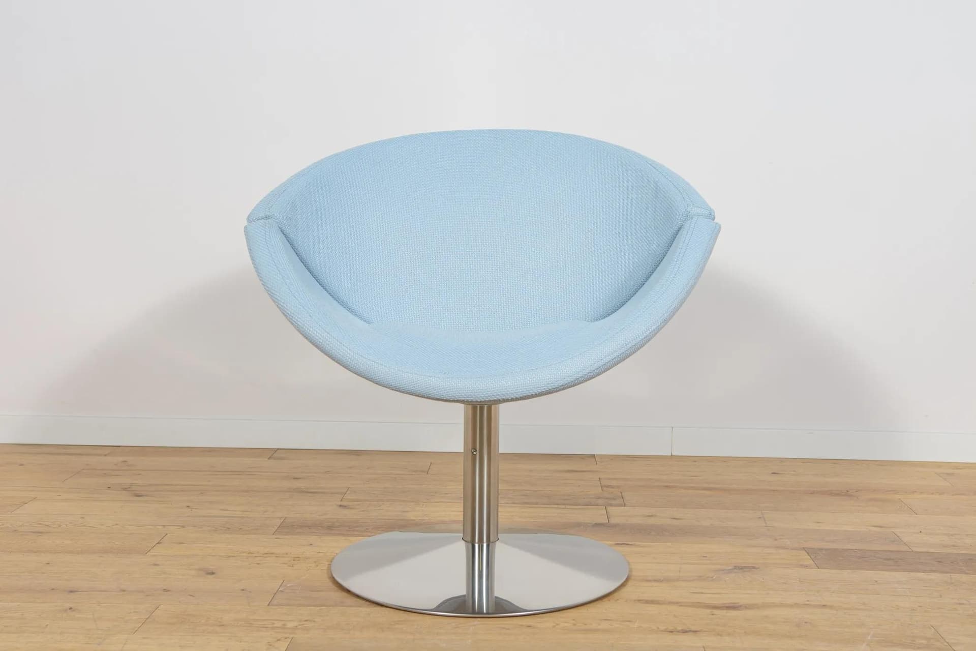 Armchair Apollo, blue wool, brushed steel, by J. Foersom & P. Hiort-Lorenzen, Denmark, 21st c. - 74020