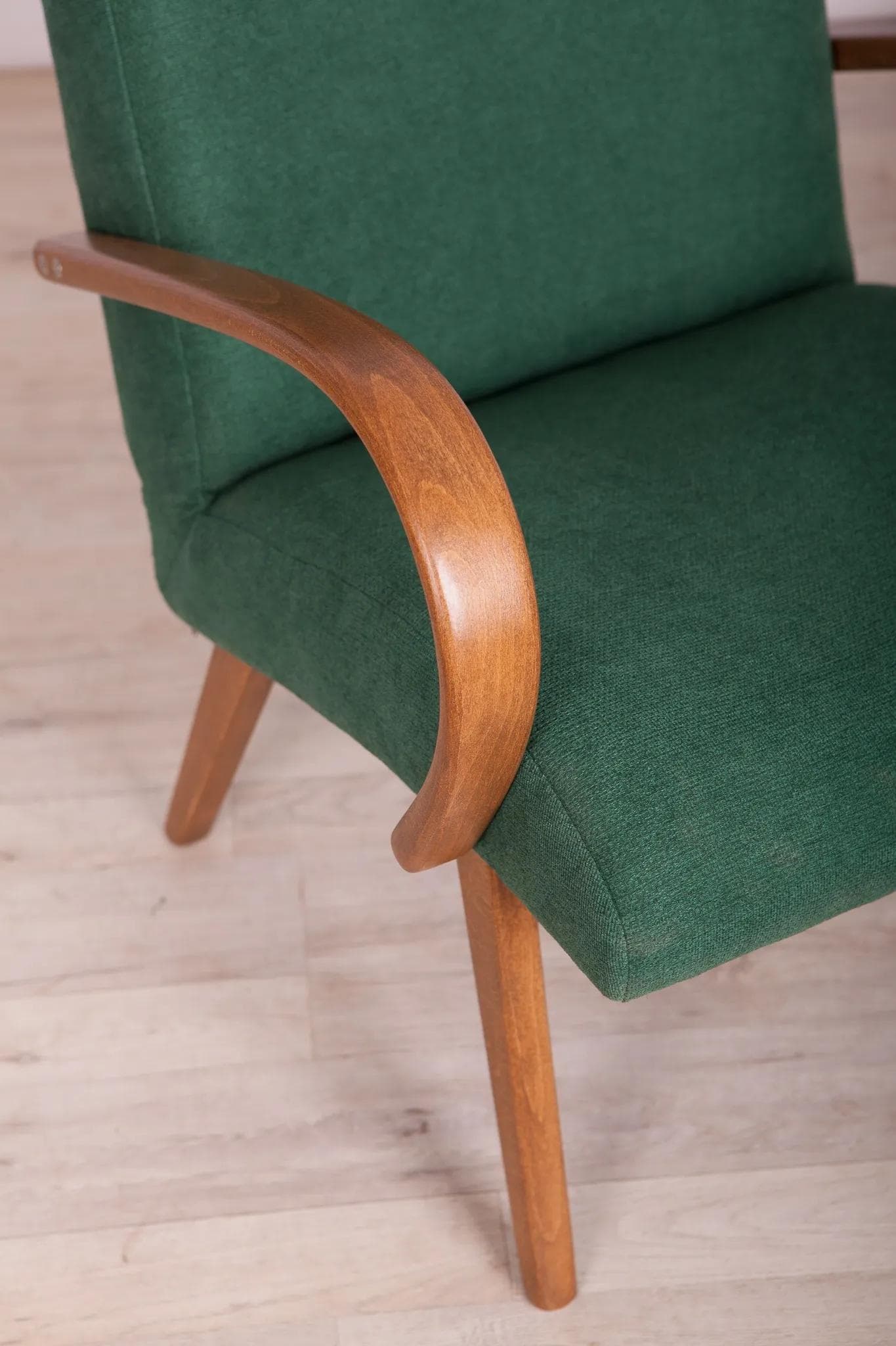 Armchair Type 53, bottle green, beech, by J. Šmidek, TON, Czech Republic, 1960s. - 75087