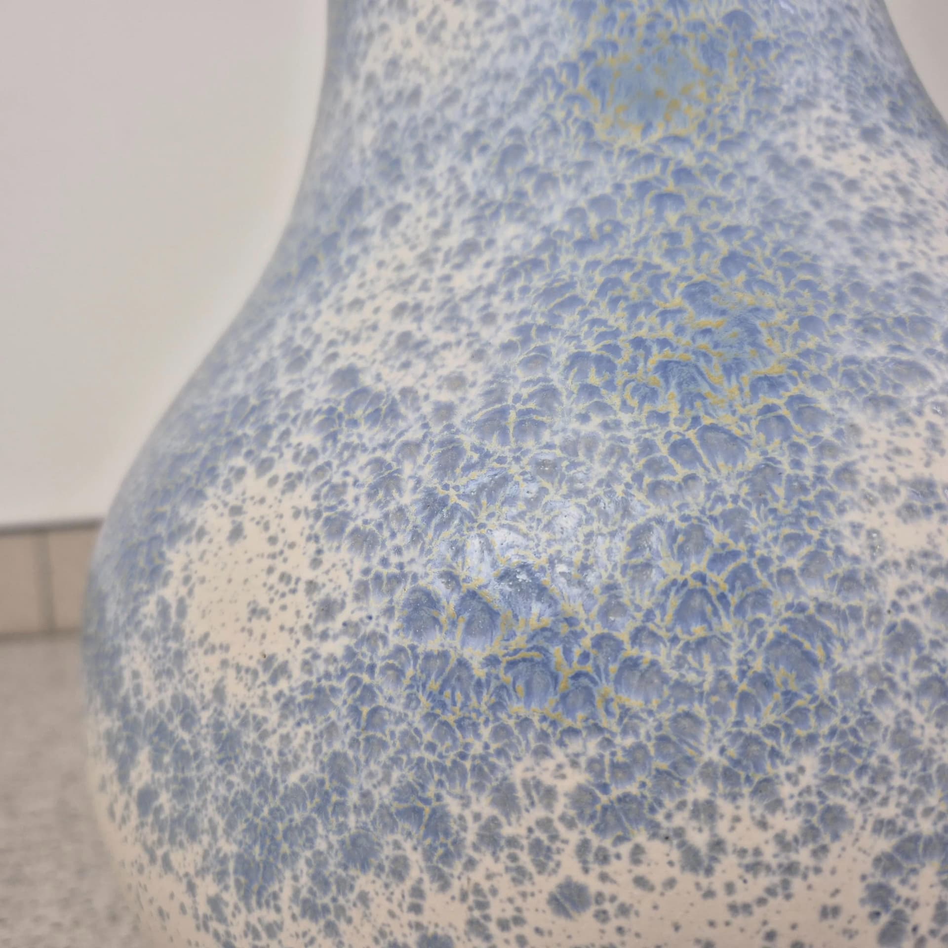 Wazon podłogowy 038/40, biały jasnoniebieski, ceramika, Dumler & Breiden, Niemcy, lata 60. - 75584