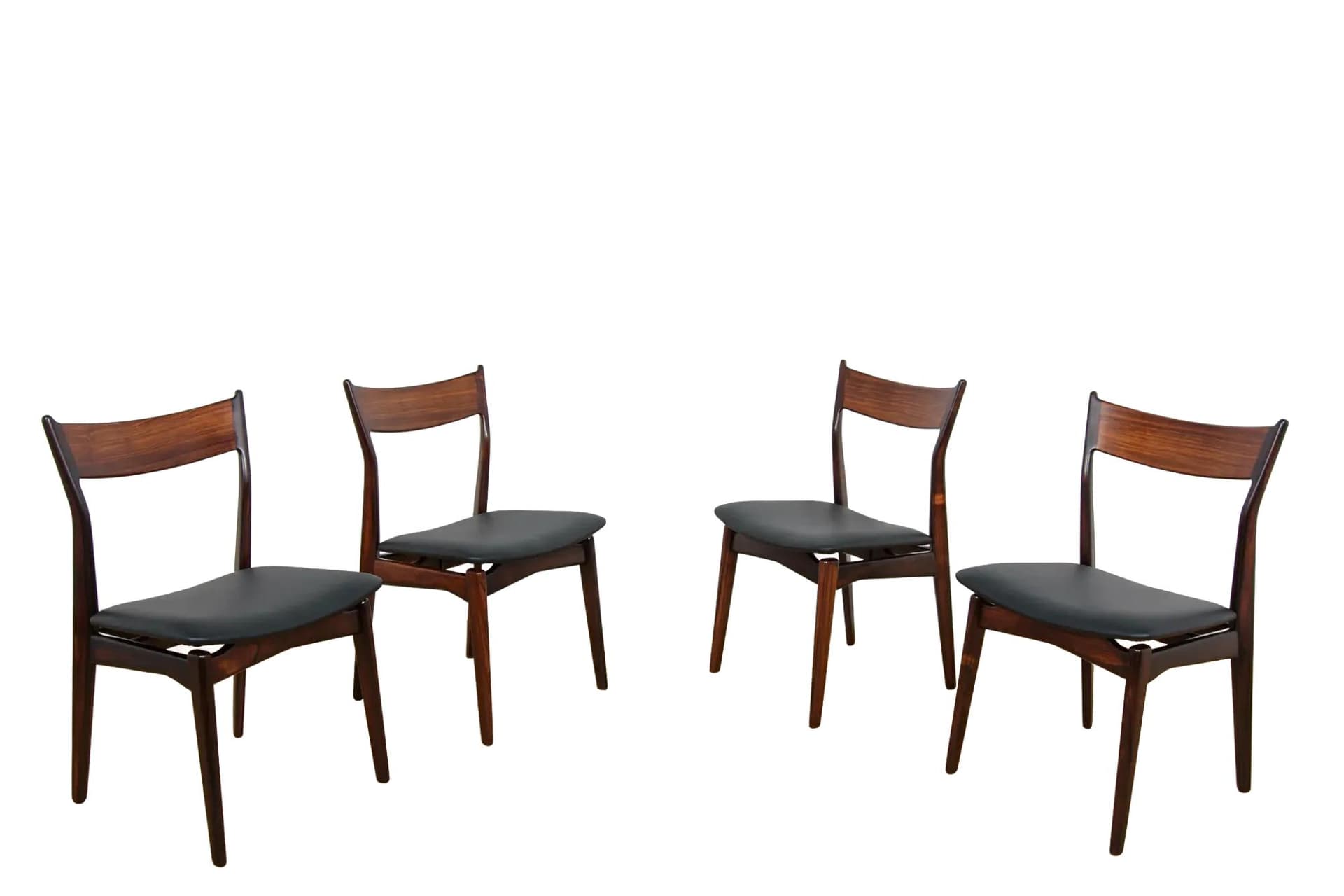 Komplet czterech krzeseł, palisander ciemnobrązowy, skóra naturalna czarna, proj. H. P. Hansen, Dania, lata 60.