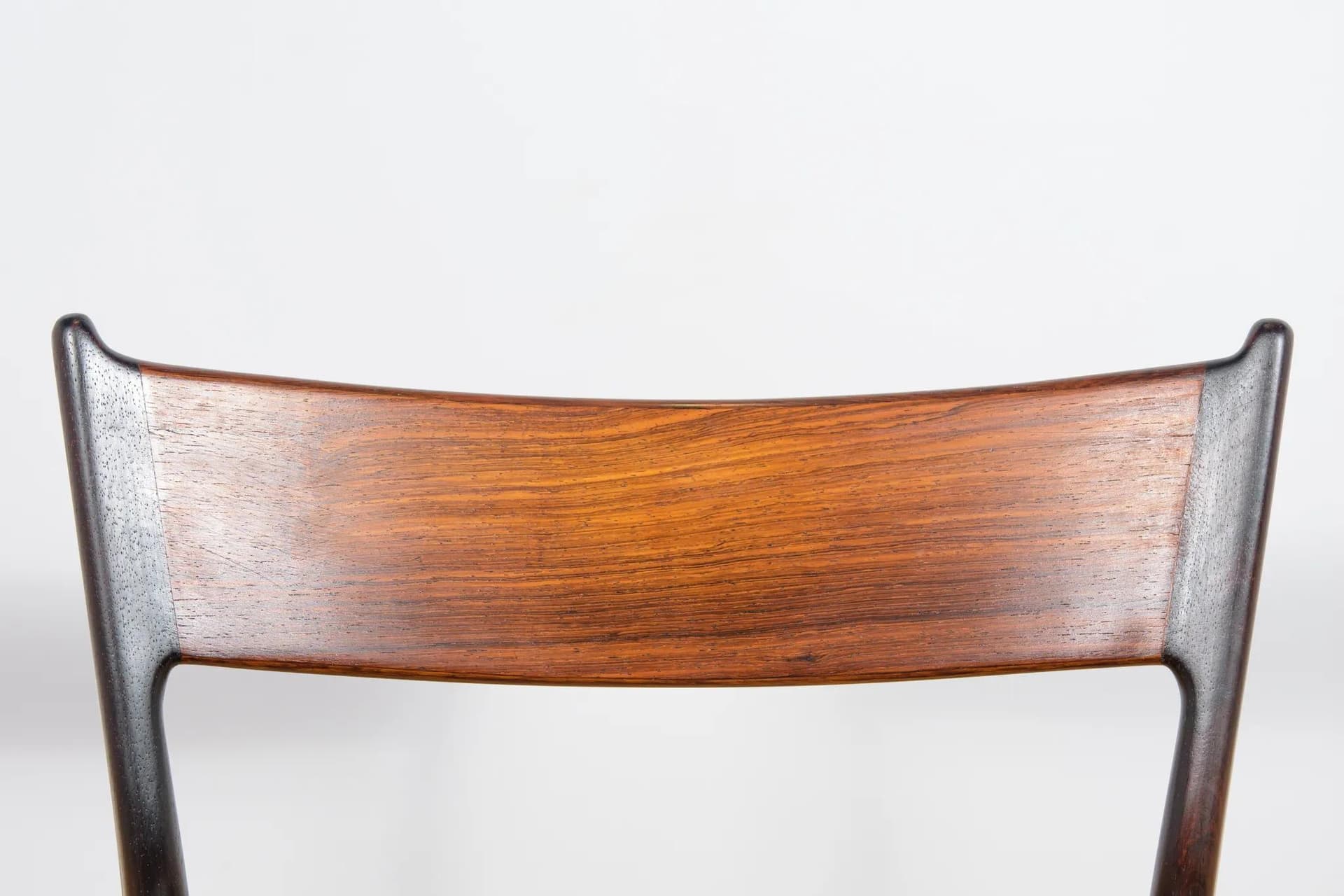 Komplet czterech krzeseł, palisander ciemnobrązowy, skóra naturalna czarna, proj. H. P. Hansen, Dania, lata 60. - 74985