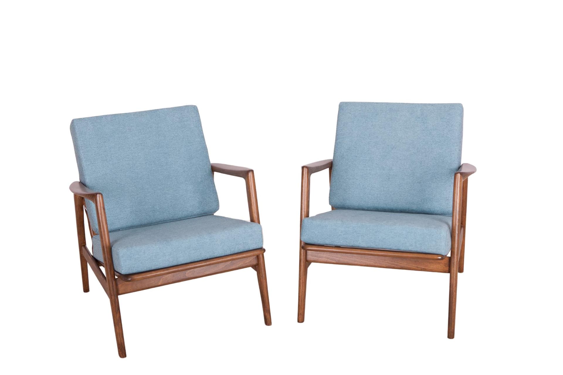 Para foteli 300-139, buk orzechowy, tkanina niebieska, Swarzędzka Fabryka Mebli, Polska, lata 60.