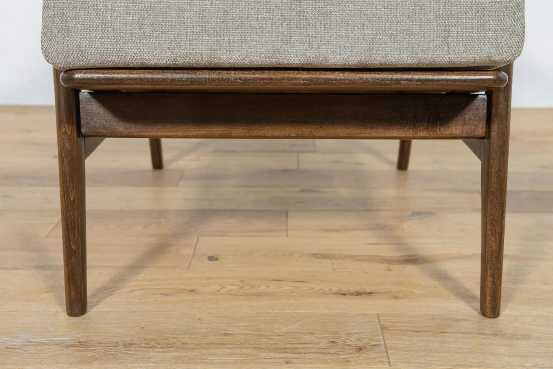 Fotel 300-139, palisander ciemny, buk, tkanina szara, Swarzędzka Fabryka Mebli, Polska, lata 60. - 74894