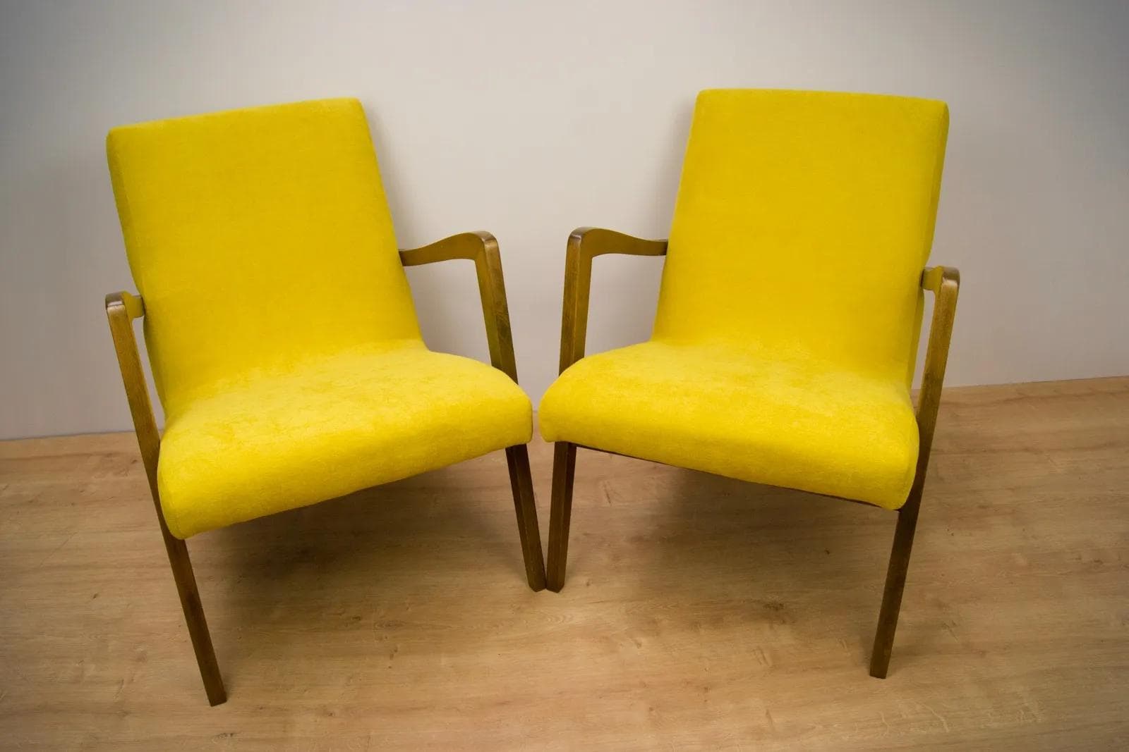 Pair of armchairs model 300-138, yellow fabric, oak-stained beech, Bystrzyckie Fabryki Mebli, Poland, 1960s. - 74826