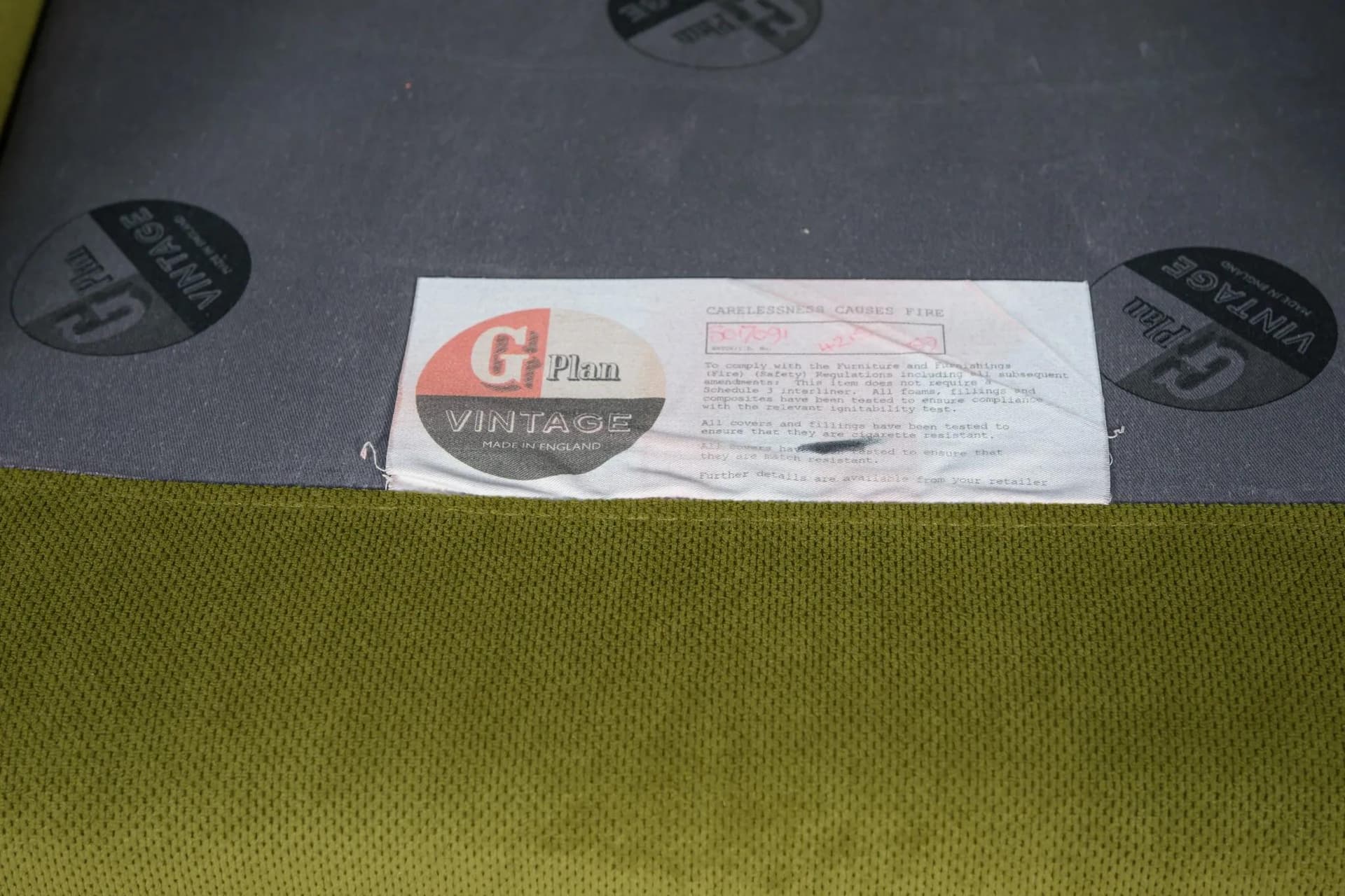 Fotel, oliwkowa zieleń, dąb, G-Plan, Wielka Brytania, lata 80. - 74765