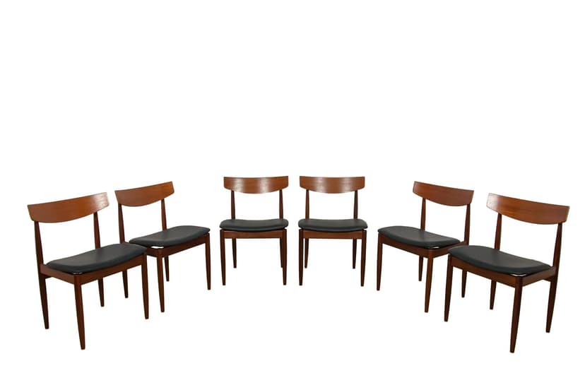 Komplet sześciu krzeseł, teak brązowy, skóra czarna, proj. I. Kofod-Larsen, G-Plan, Wielka Brytania, lata 60.