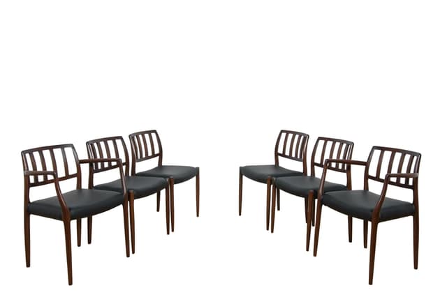Komplet sześciu krzeseł Model 83, teak brązowy, skóra czarna, proj. N. O. Møller, J.L. Møllers Møbelfabrik, Dania, lata 60. - WYMIARY