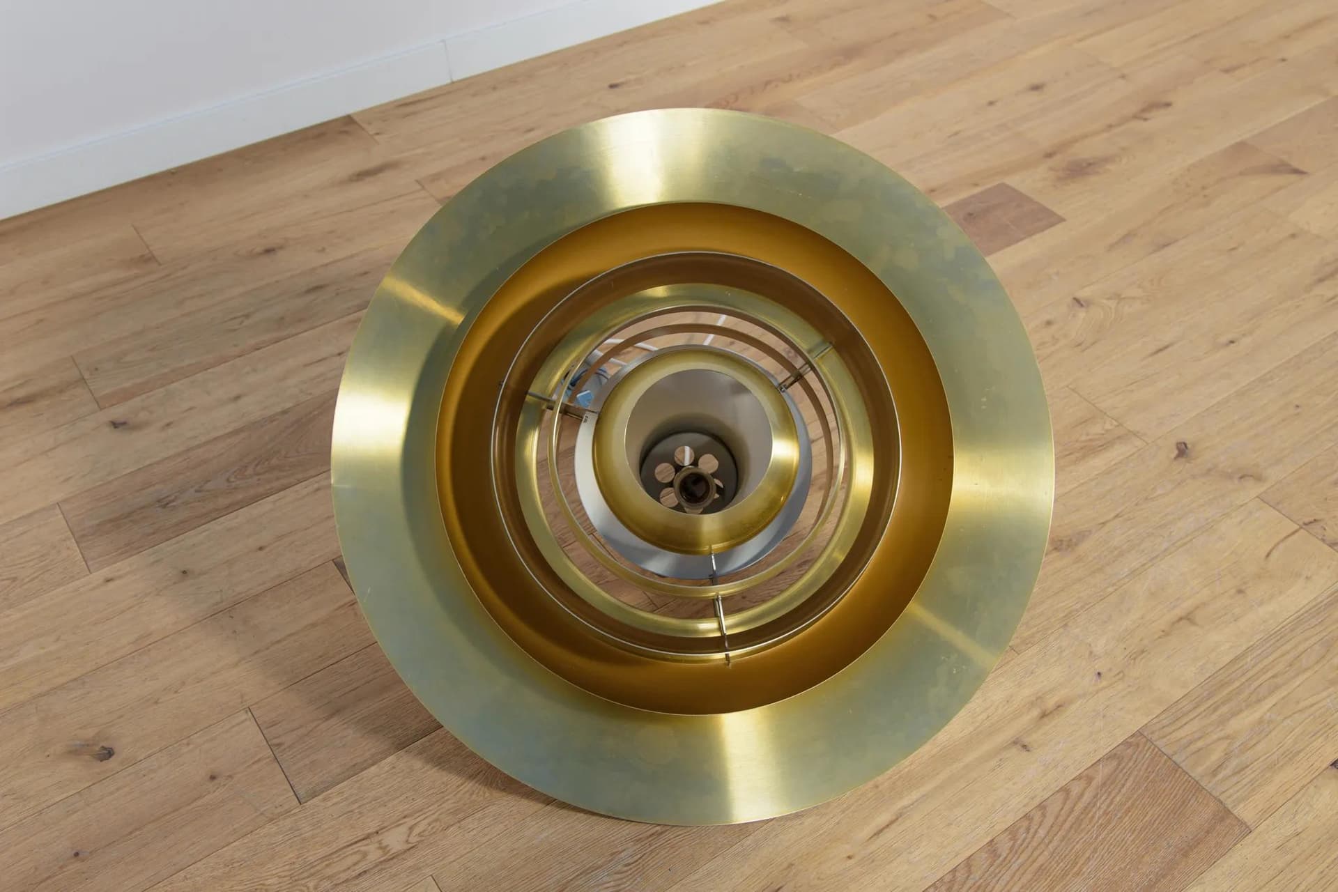 Lampa wisząca Model P700, złoty aluminium, proj. P. Fabricius & J. Kastholm, Nordisk Solar, Dania, lata 60. - 74646