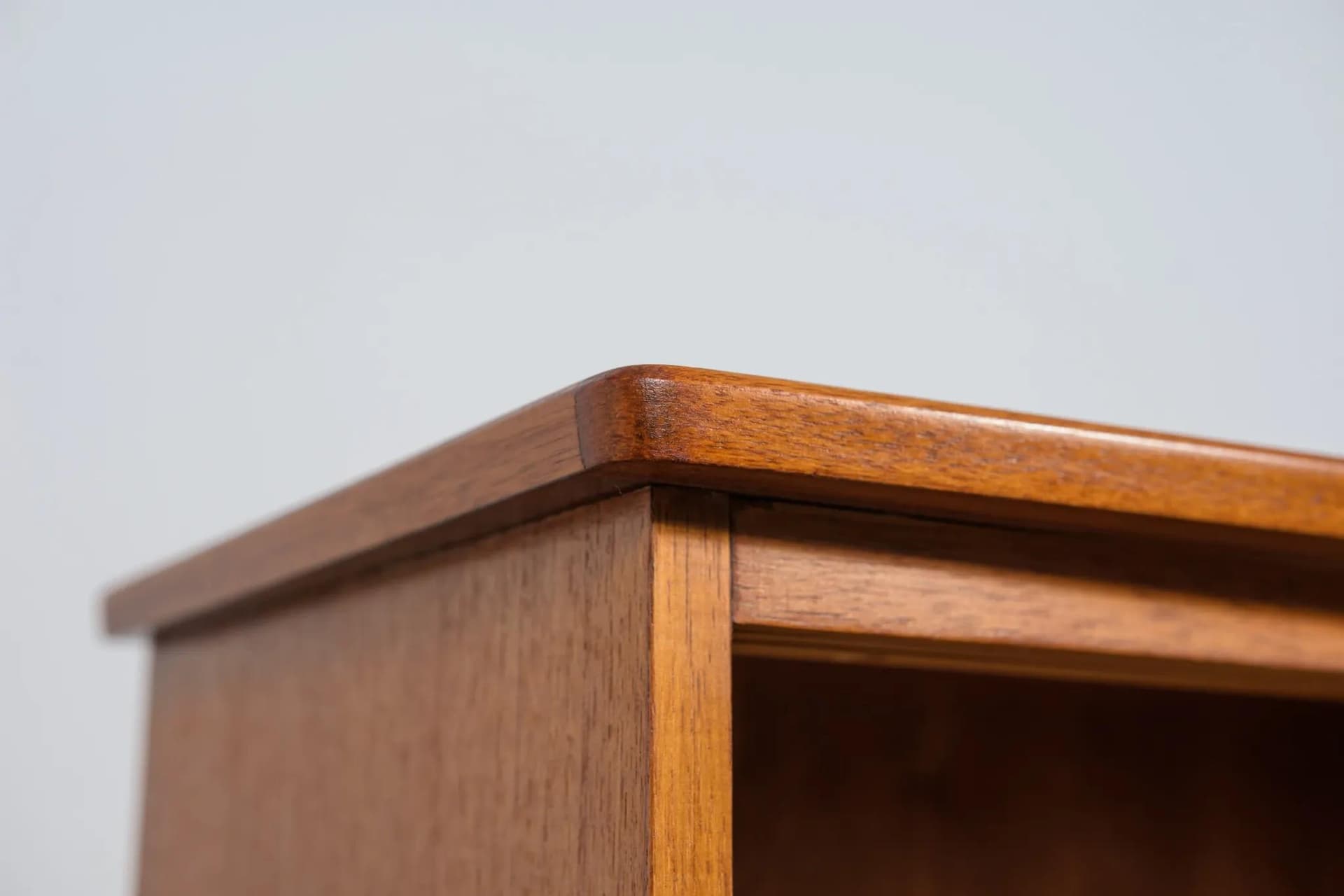 Bookcase, brown teak, United Kingdom, 1960s - 74635