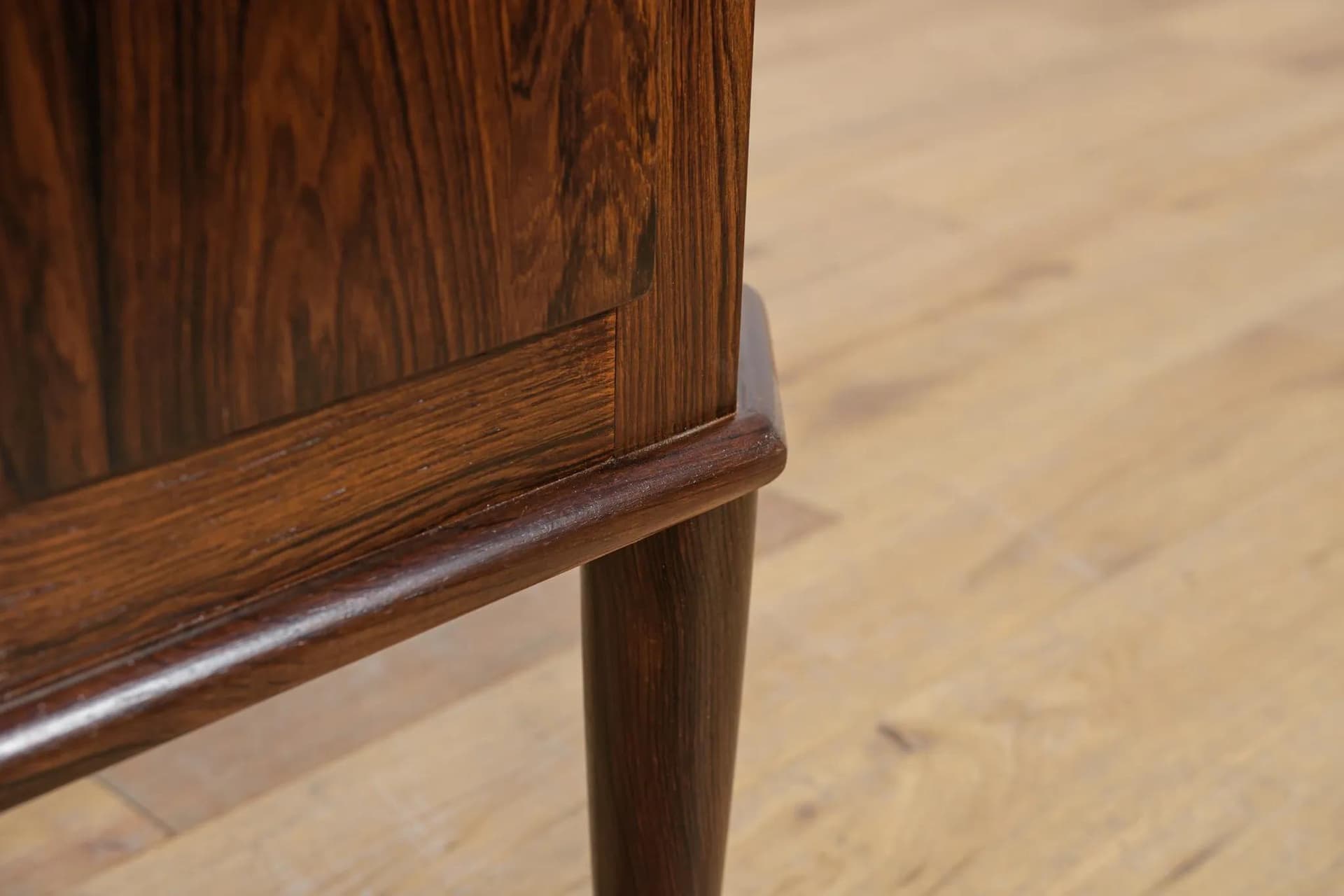 Komoda narożnikowa, palisander brązowy, Dania, lata 60. - 74570