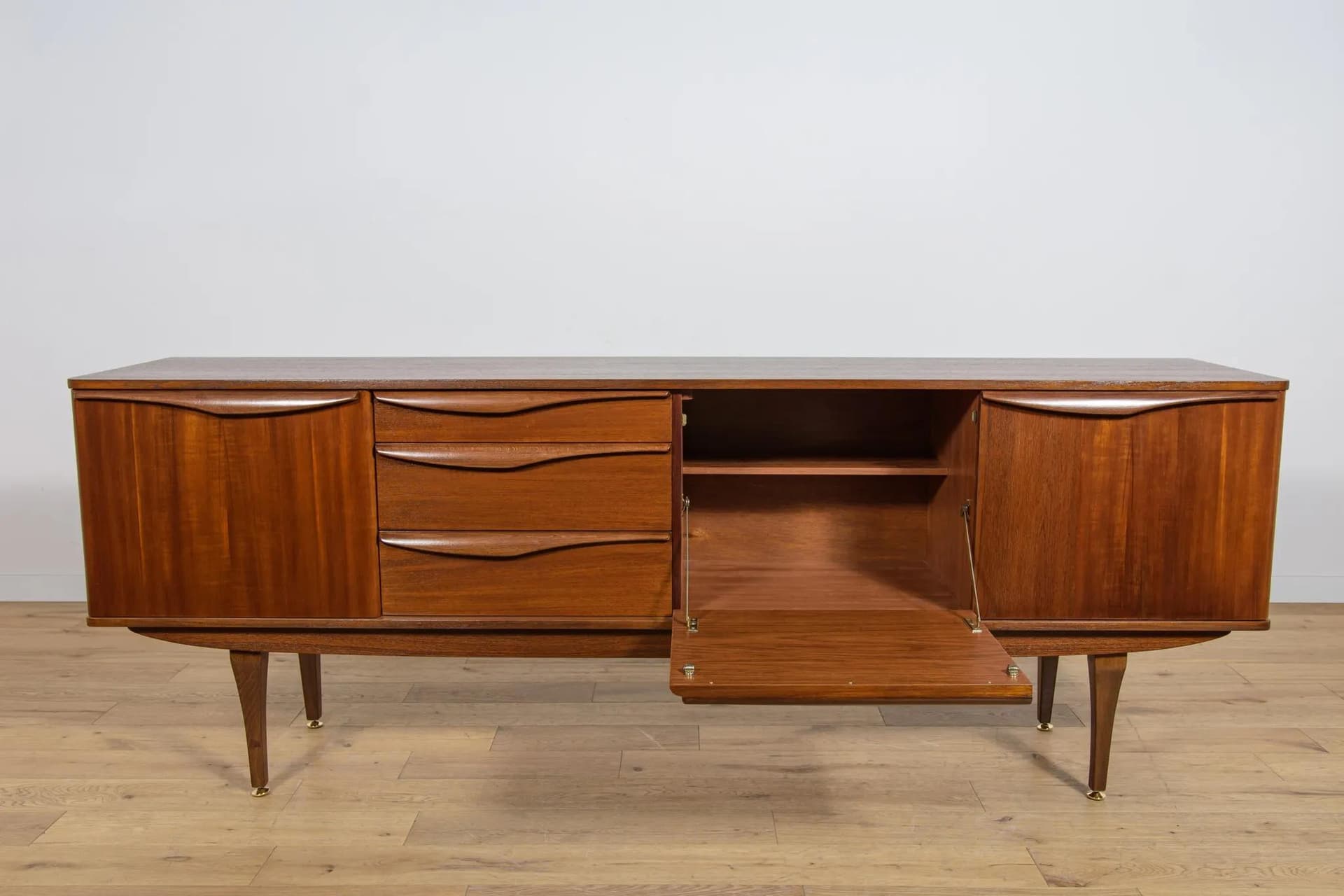 Sideboard, brown teak, Stonehill, United Kingdom, 1960s - 74233