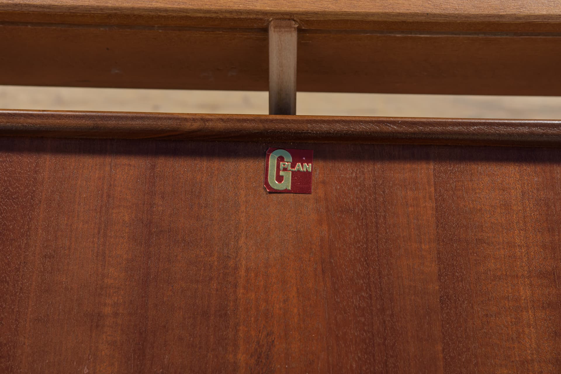 Extendable Table, brown teak, G-Plan, United Kingdom, 1960s. - 99128