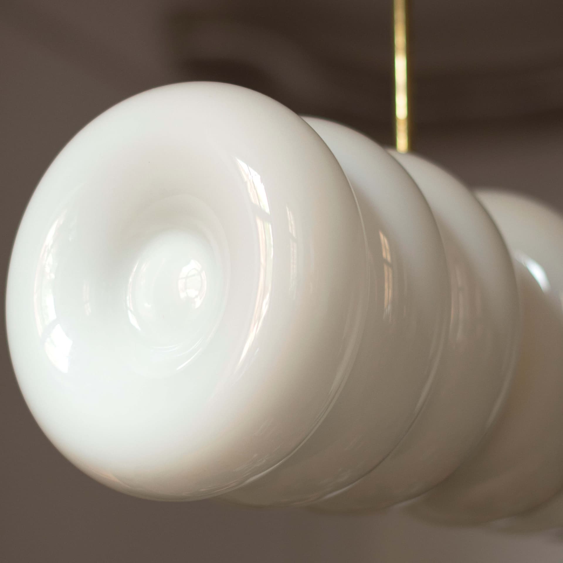 Lampa wisząca podwójna Bibe szło opalowe, mosiądz, Embassy Interiors - 75963