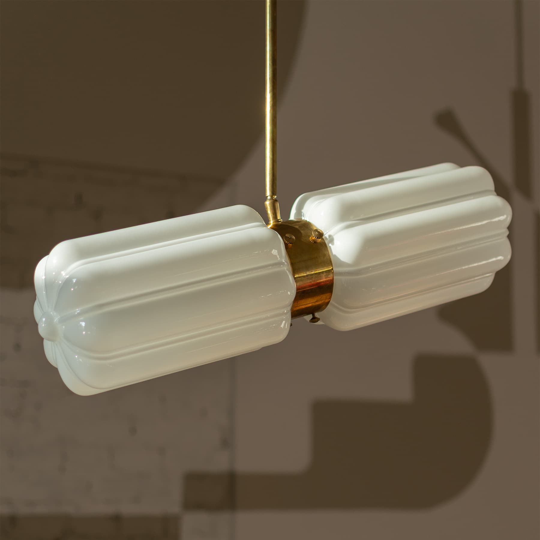 Lampa wisząca podwójna Deco szło opalowe, mosiądz, Embassy Interiors - 83649