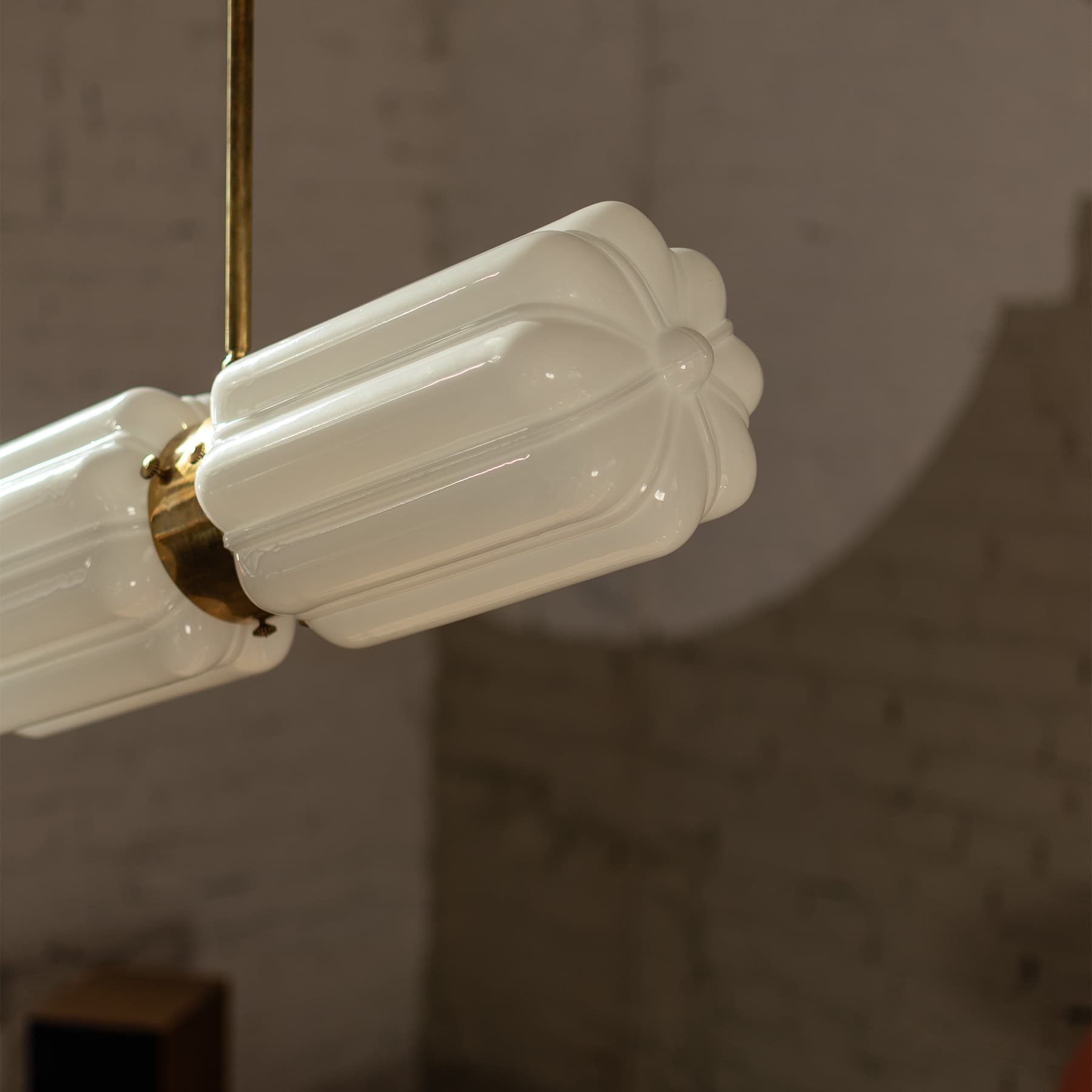 Lampa wisząca podwójna Deco szło opalowe, mosiądz, Embassy Interiors - 83651