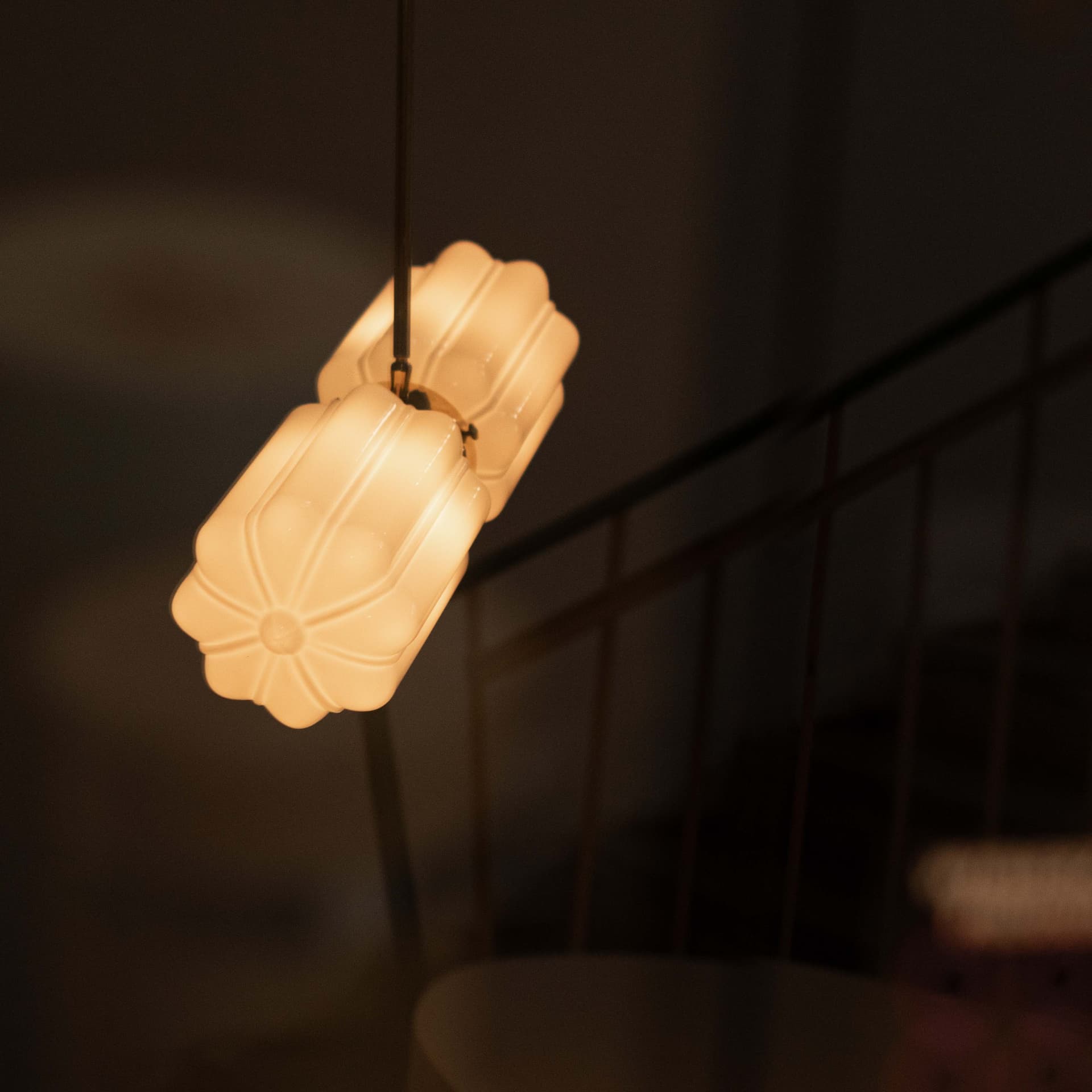 Lampa wisząca podwójna Deco szło opalowe, mosiądz, Embassy Interiors - 75980