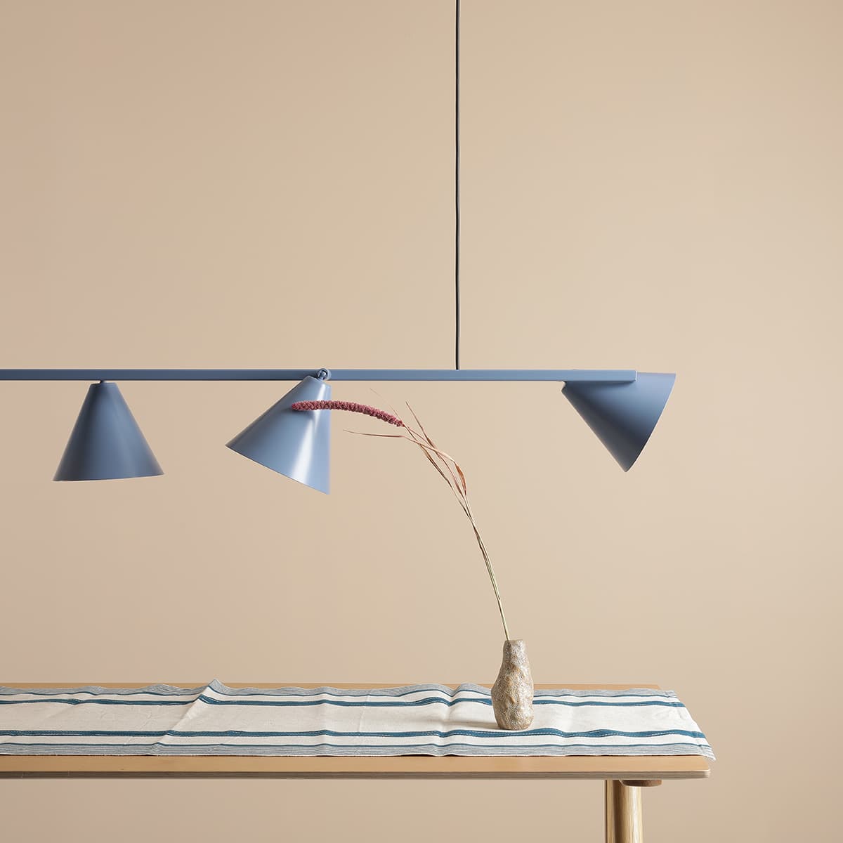 Form 4 blue pendant lamp, Artera - 103128