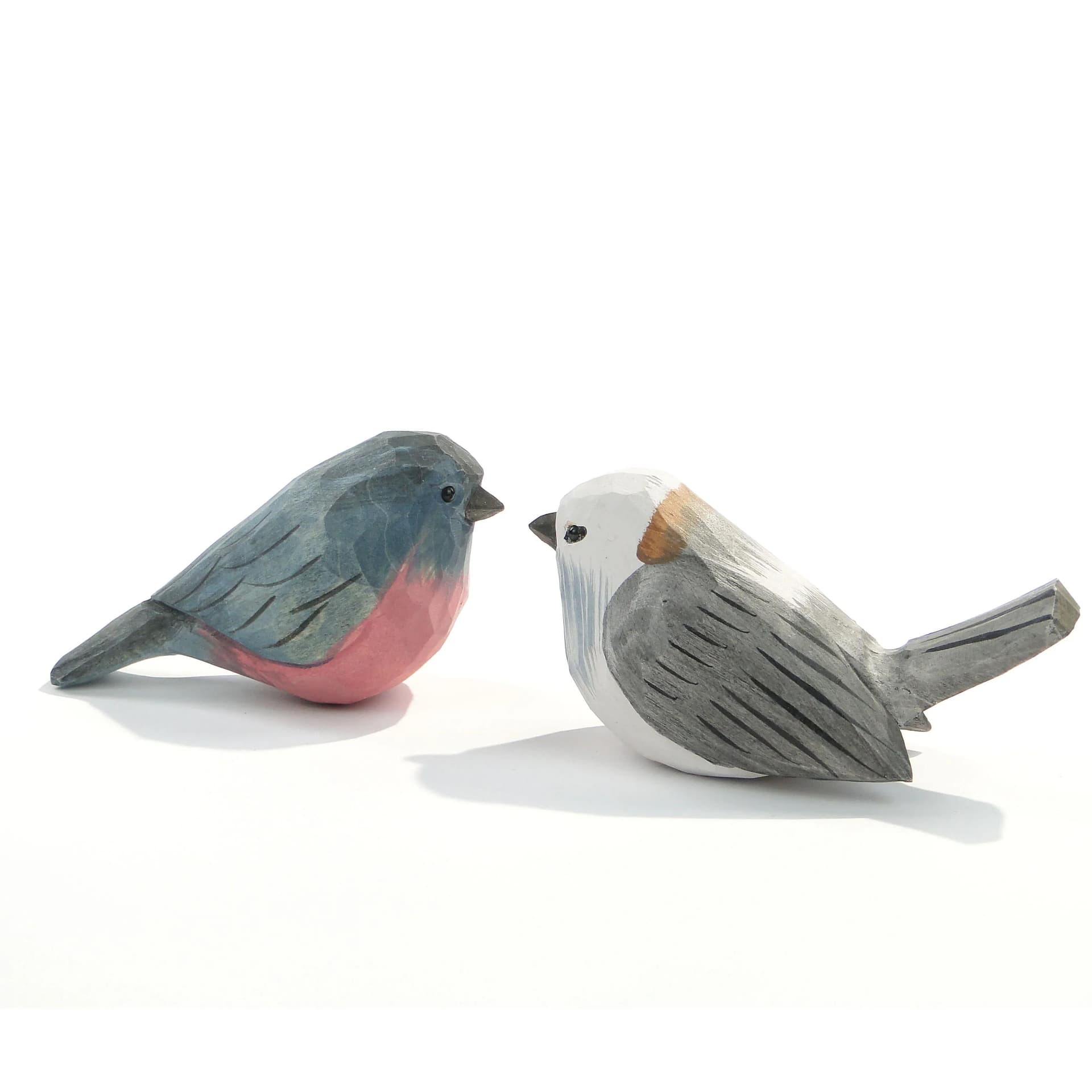 Pair of bird figurines, multicolor wood, Poland, 21st c. - 163479