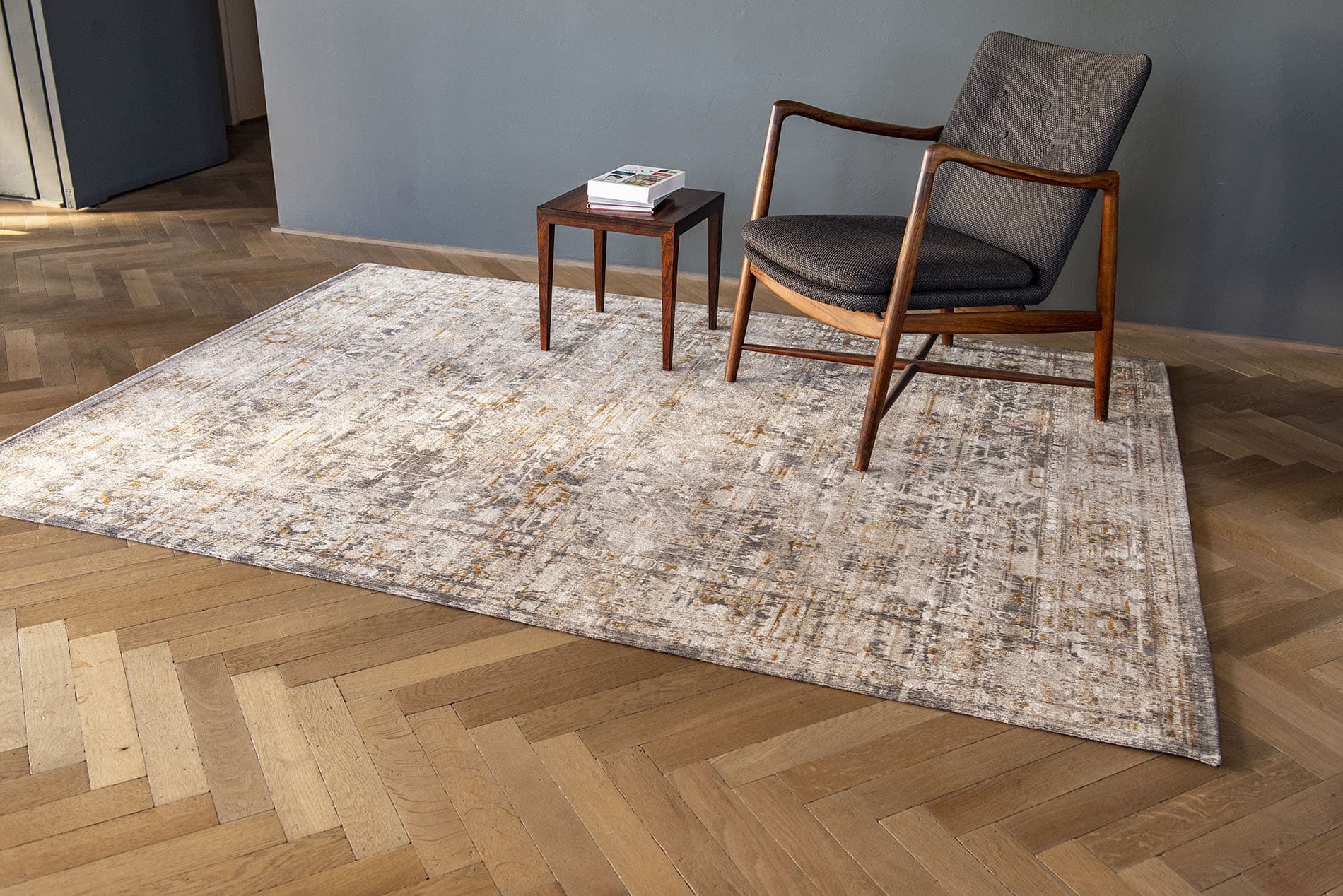 Rug Ushak Suleiman Grey 240x340 cm grey, Louis De Poortere - 168079