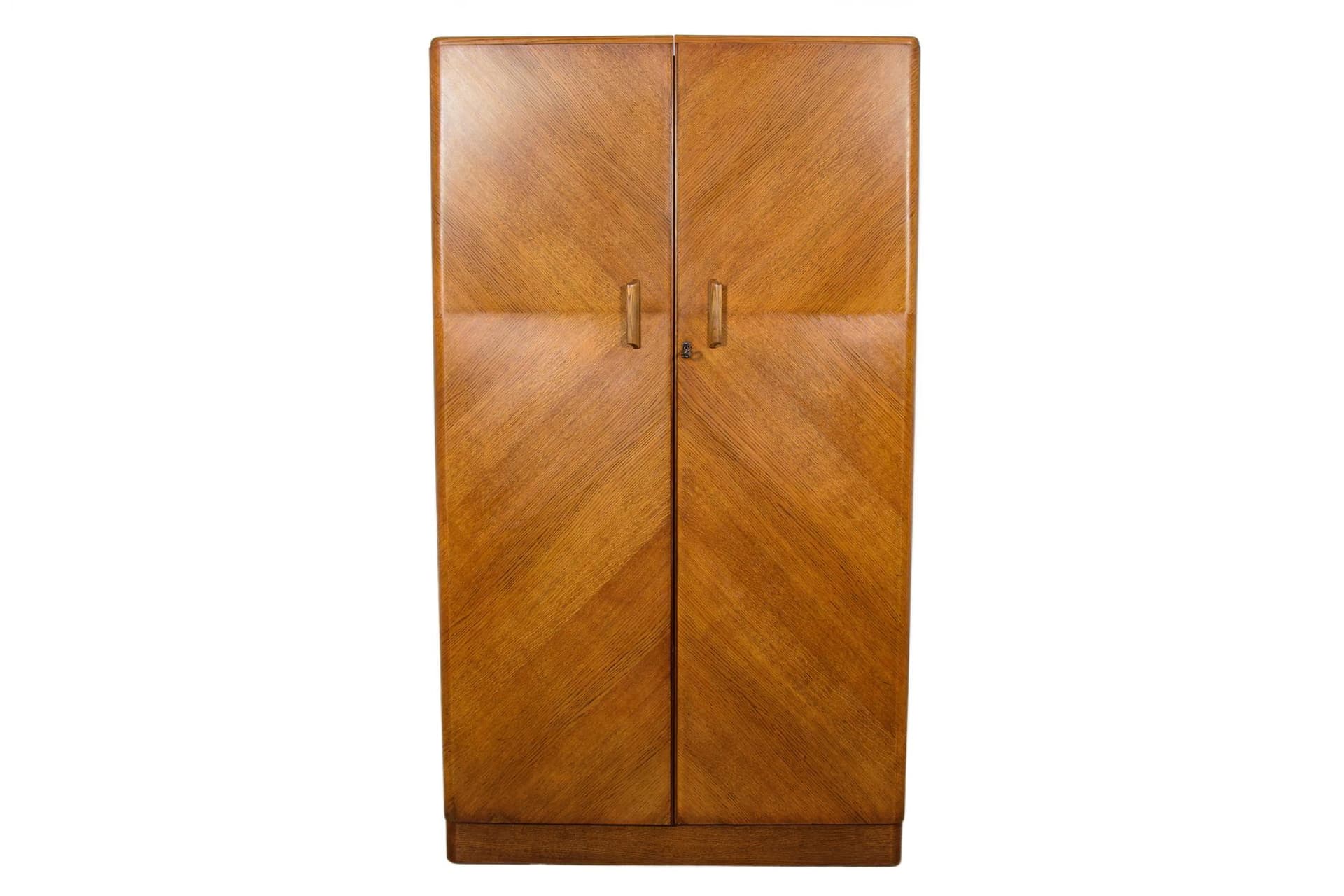 Wardrobe Art Deco, light brown oak, Fitrobe, United Kingdom, 1930s.