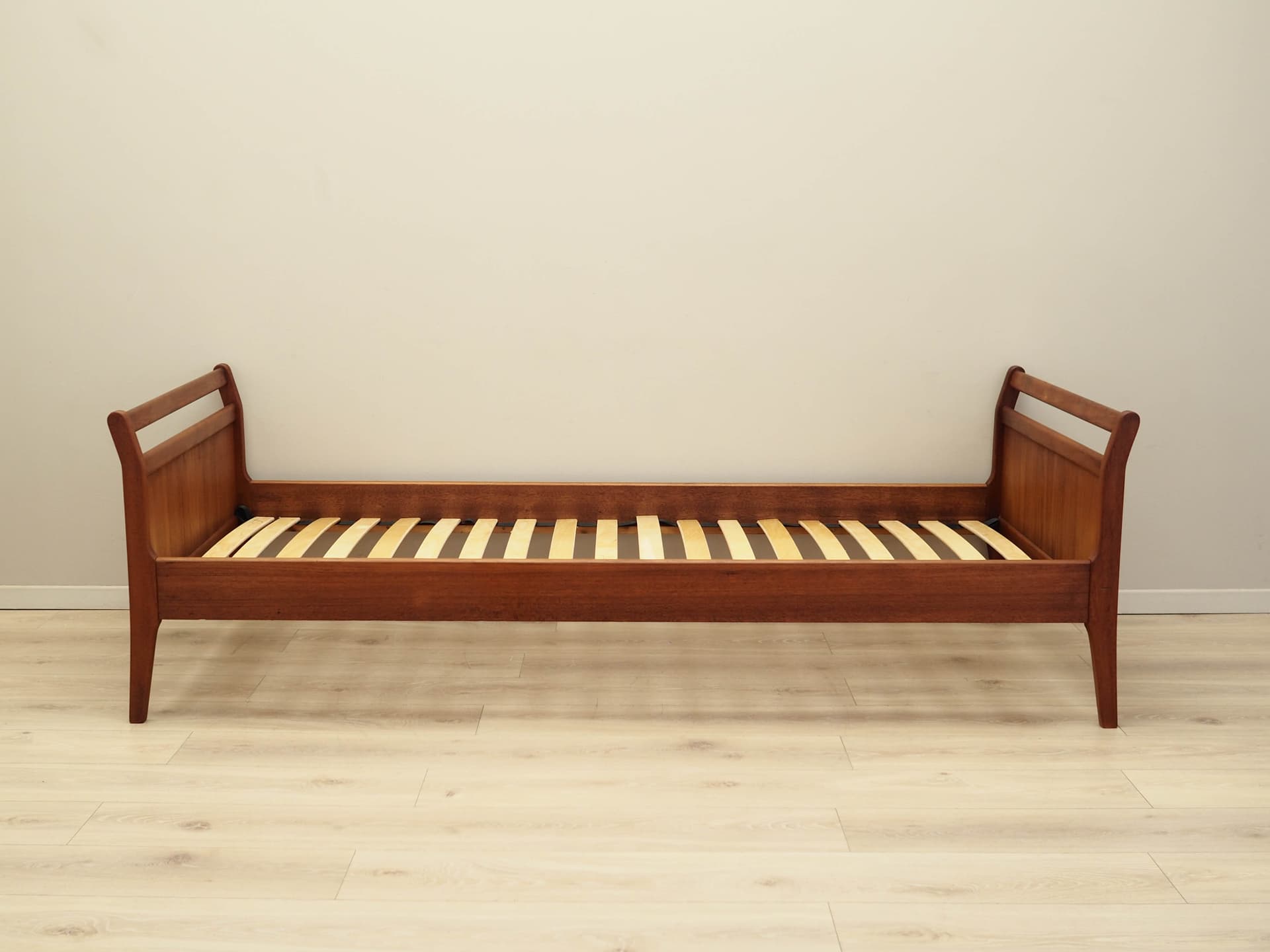 Łóżko, brązowy, teak, Dania, lata 70. - 171841