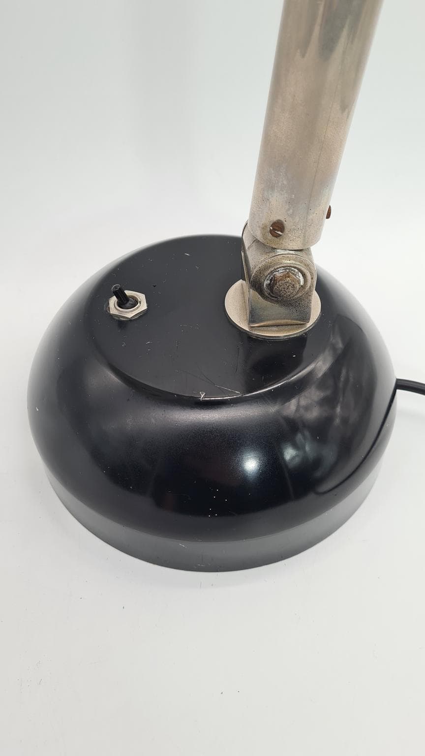 Lampa biurkowa Hala Zeist model 144, proj. H. Busquet, lata 40. - 185351