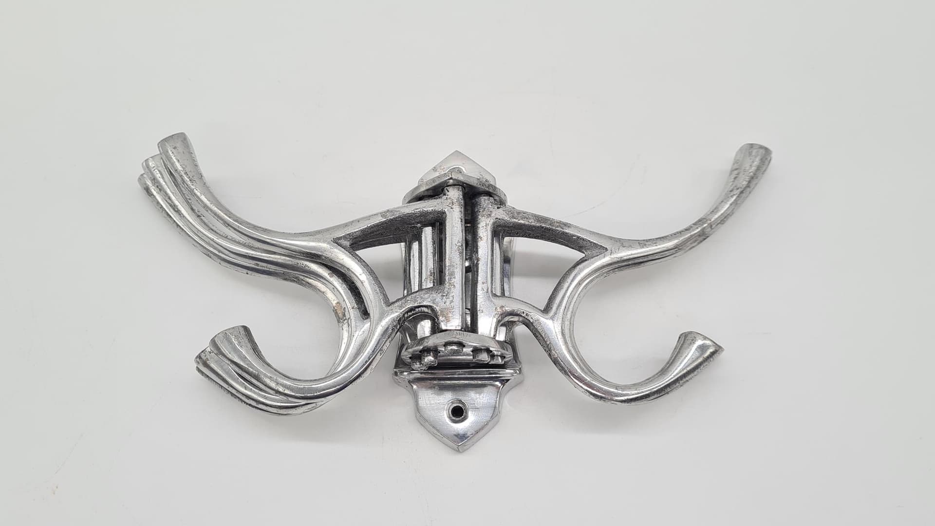 Vintage wieszak ścienny z aluminium | regulowane ramiona | styl industrial / mid-century - 185822