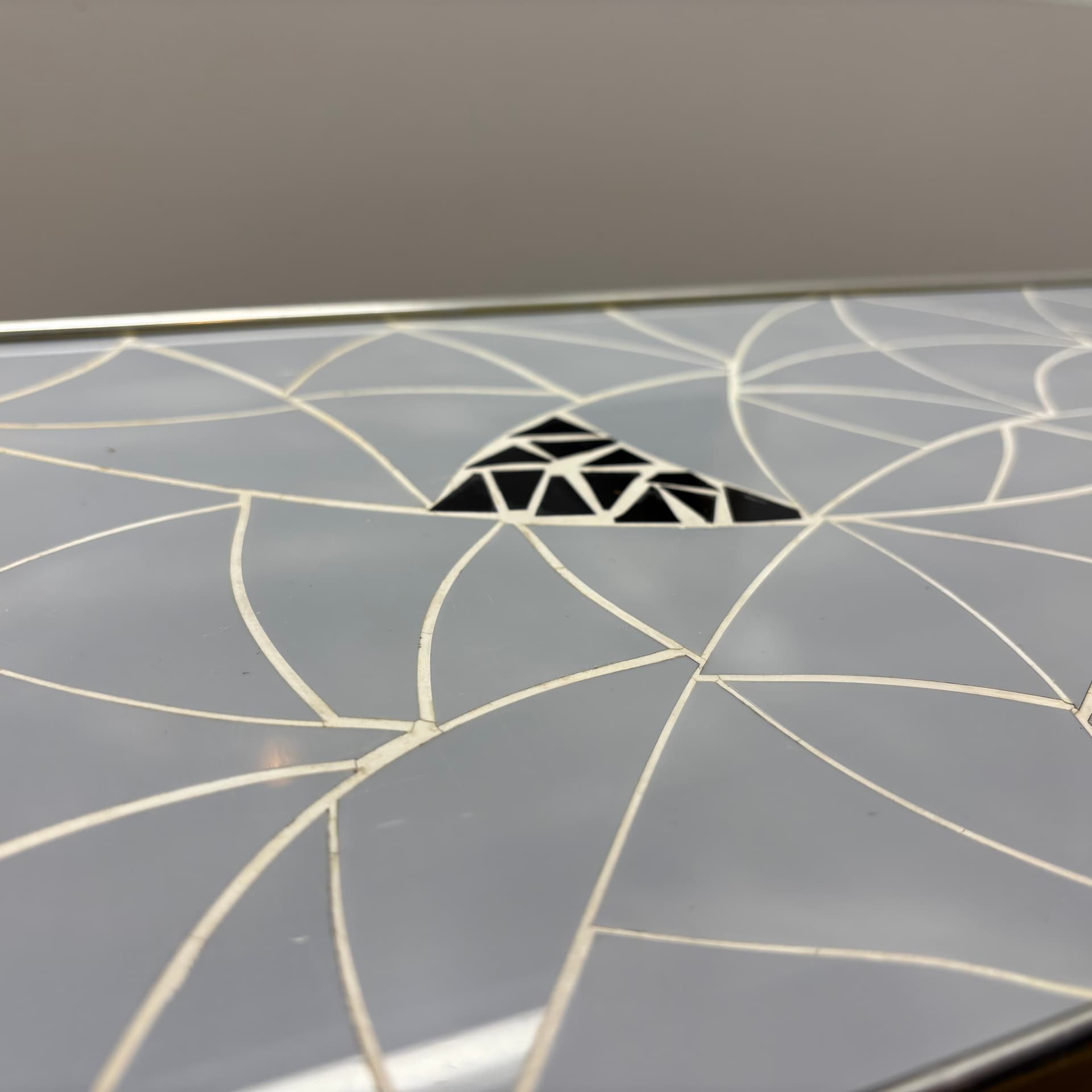 Stolik pomocniczy, szary, ceramika aluminium drewno, Niemcy, lata 70. - 191665