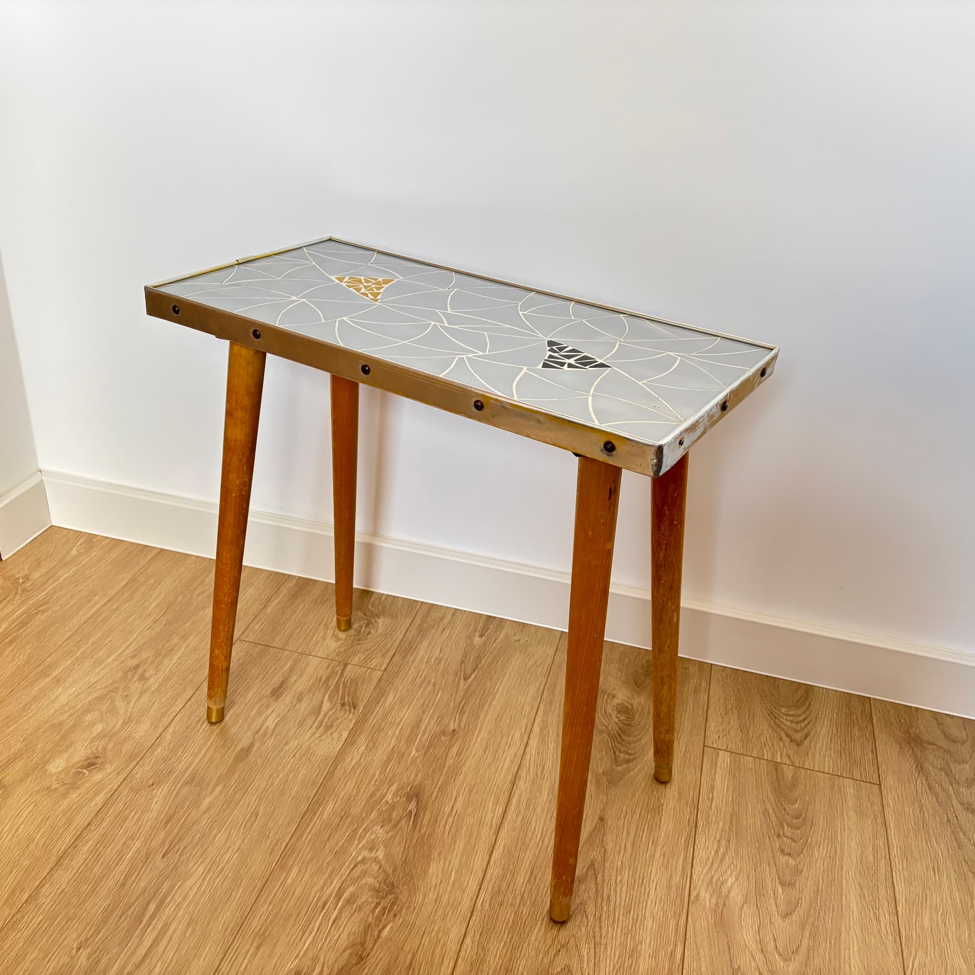 Stolik pomocniczy, szary, ceramika aluminium drewno, Niemcy, lata 70. - 191674