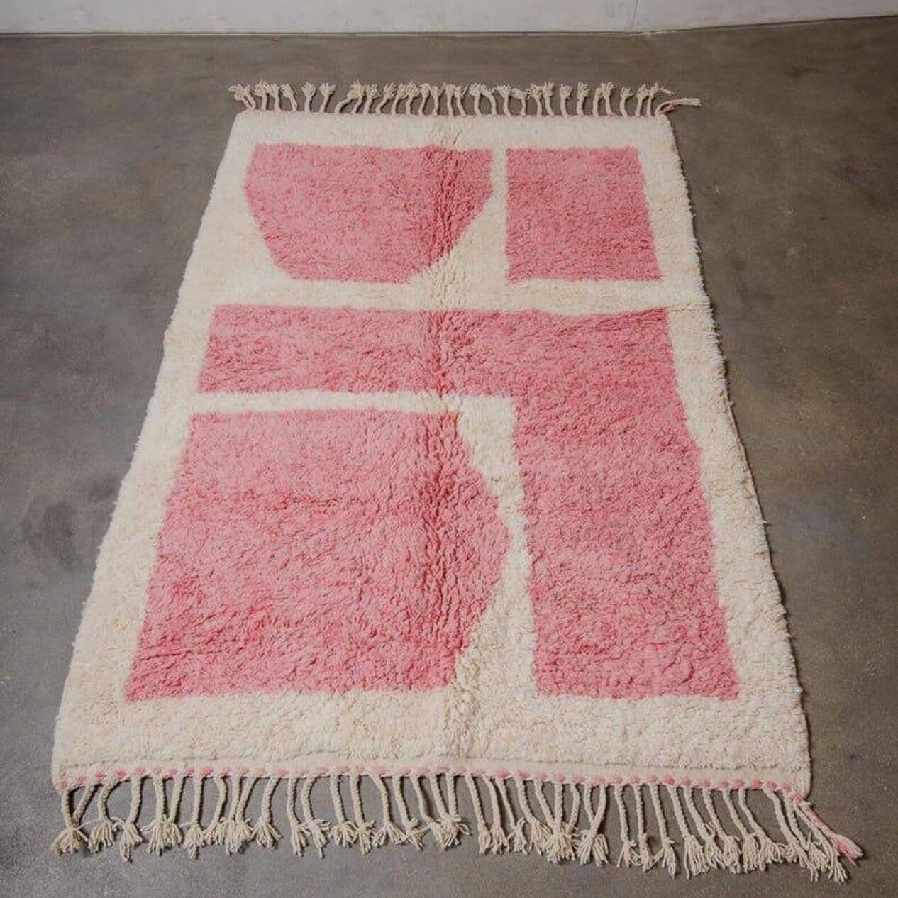 Ręcznie tkany dywan 150x250 cm, wełna, różowy, Maroko - 204006