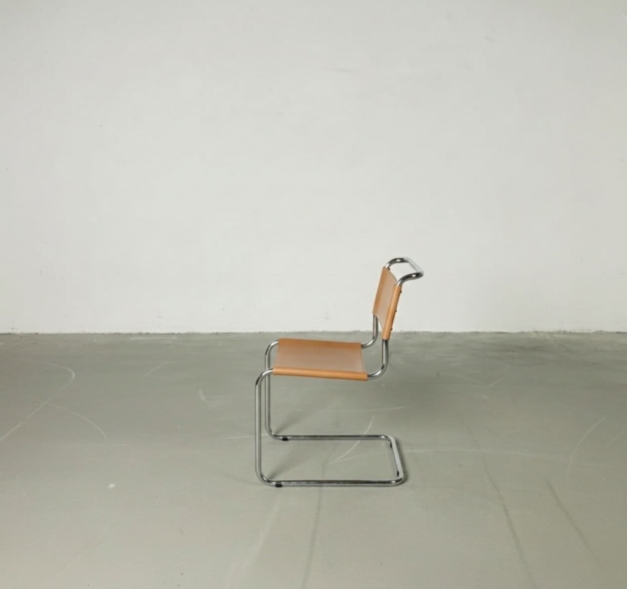 Zestaw 4 krzeseł z giętej stali wg proj. S33, M. Stam, brązowe, skóra naturalna - 288914