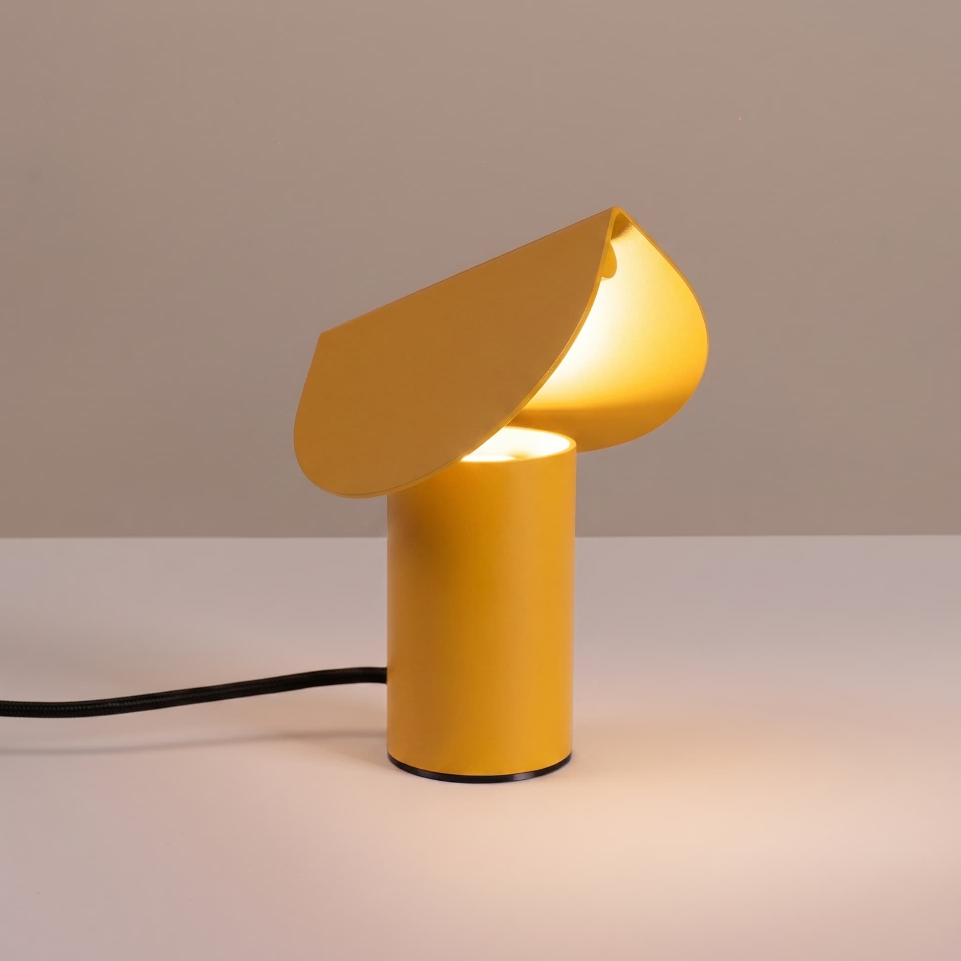 Lampa biurkowa BISCUIT żółta, Thoro - 311067
