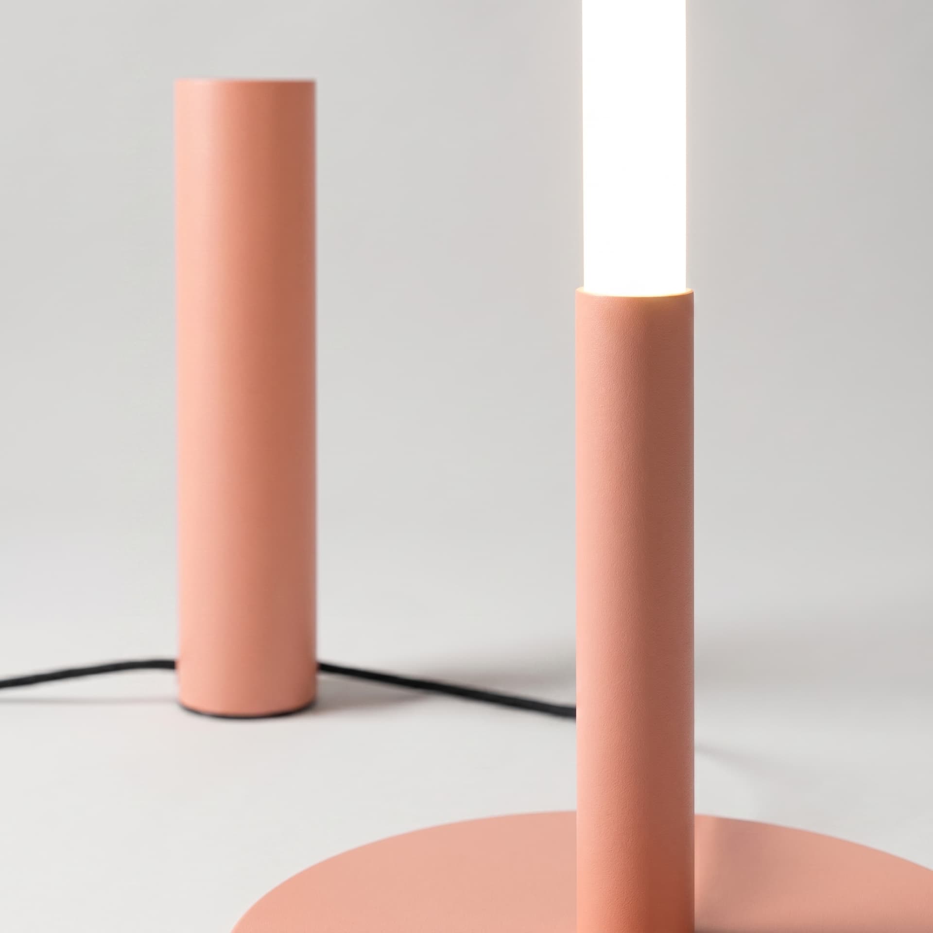 Floor lamp TRANG peach, Thoro - 312170