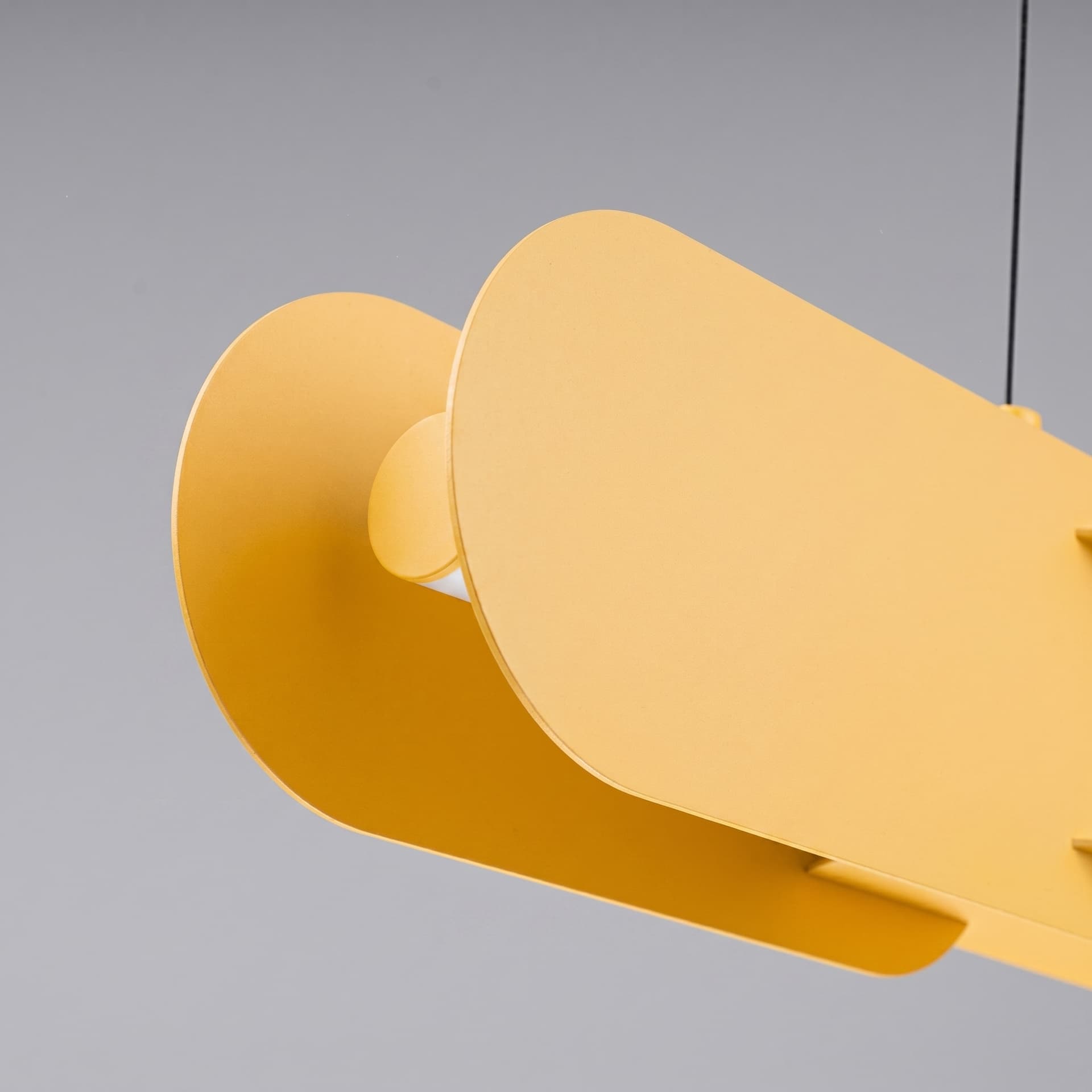 Pendant lamp CHAIN 158 cm, yellow, Thoro - 312991