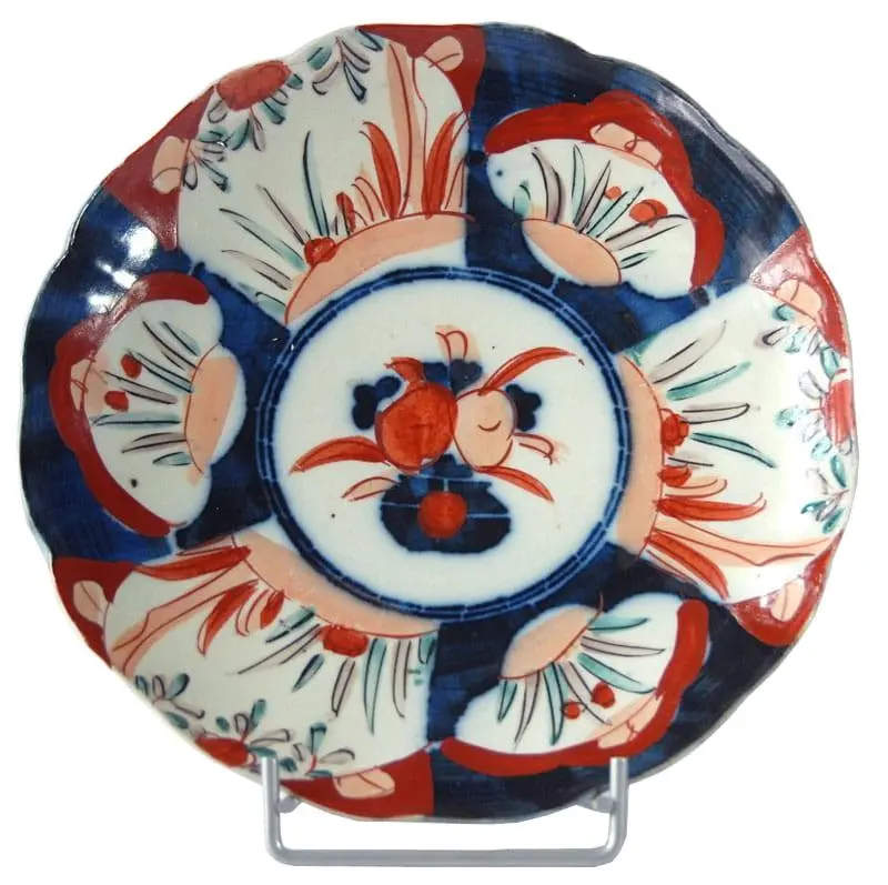 Patera Imari, biała niebieska czerwona zielona, fajans, Japonia, przełom XIX/XX w.