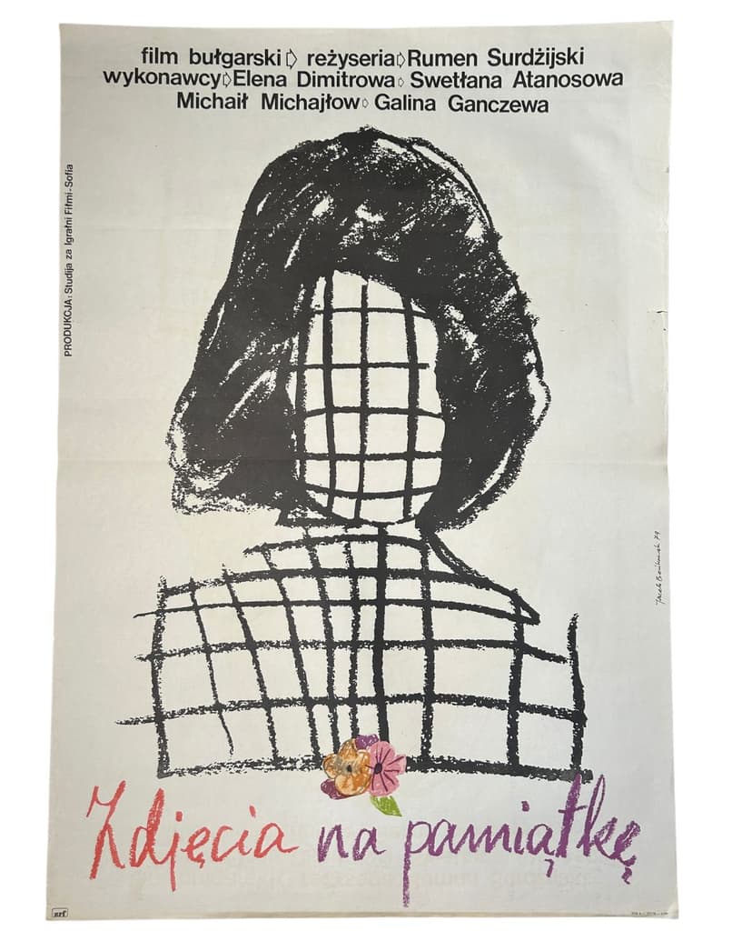 Plakat filmowy Zdjęcia na pamiątkę, 97x68 cm, papier beżowy czarny różowy pomarańczowy fioletowy zielony czerwony, aut. J. Bieńkowski, Polska, lata 70.