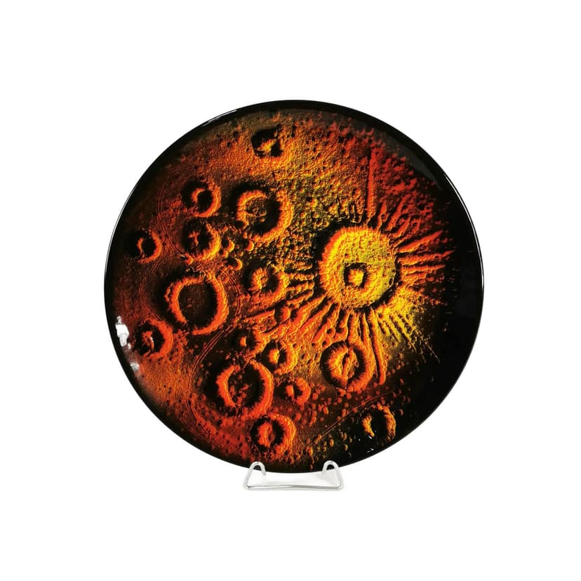 Wall plate Op-Art, orange red yellow black, stoneware, by L. Cellarosi, Italy, 1970s.