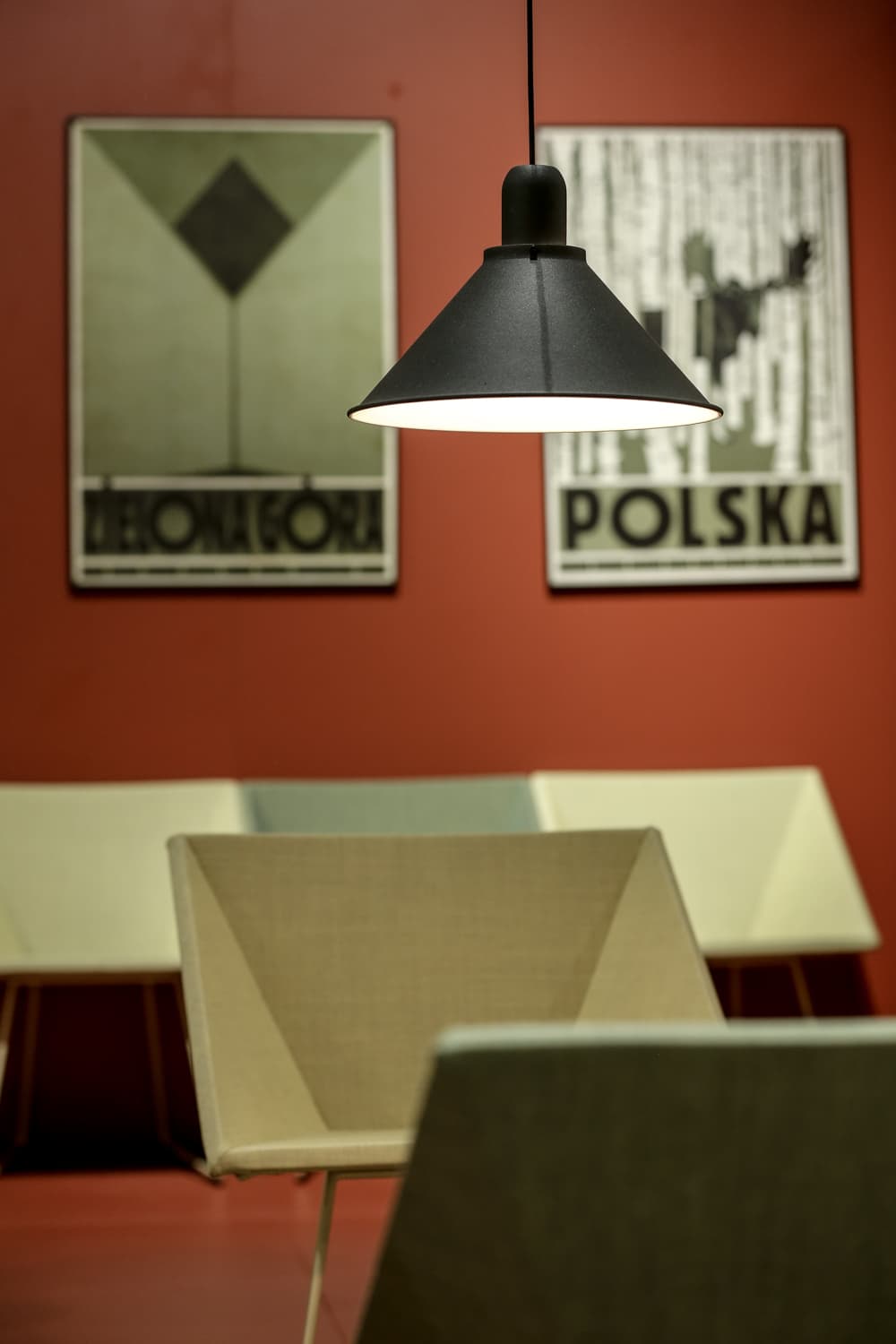 Lampa wisząca Reflex Stożek czarna strukturalna, stal, TAR - 344312