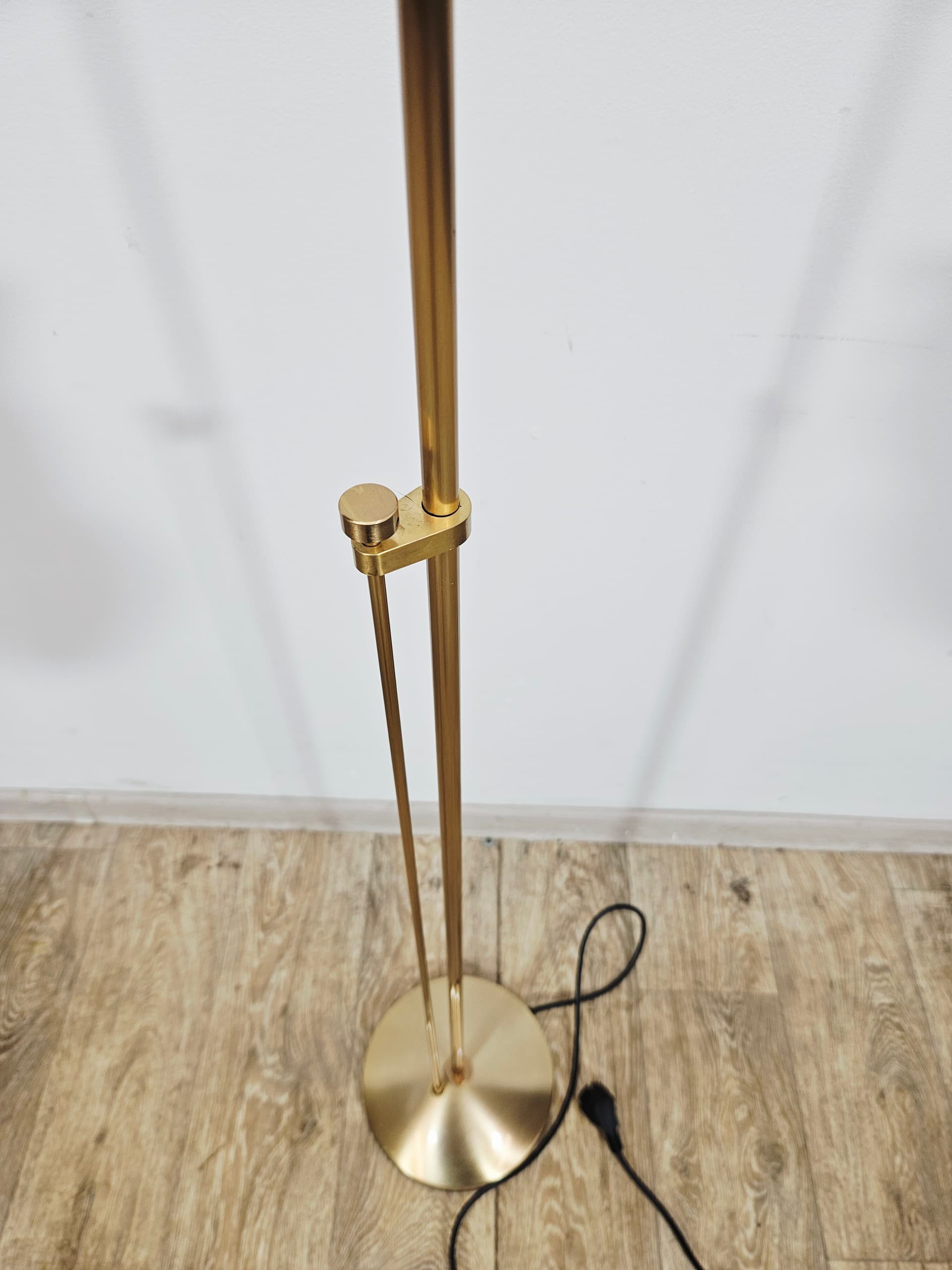 Floor lamp P-1129, brass gold, by L. Marelli, Estiluz - 345379