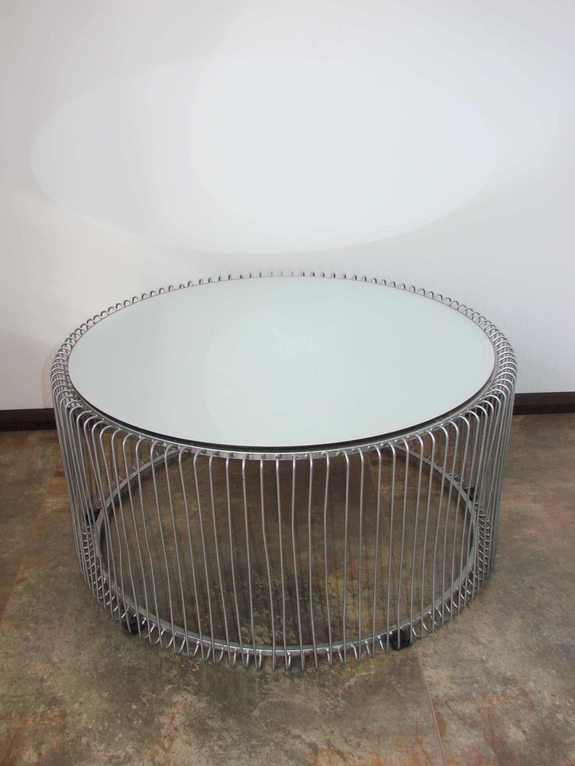 Coffee table round, silver mirror, silver metal, 1990s - 396815