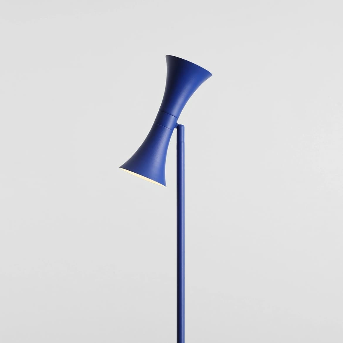 Lampa podłogowa Kibo 2 kobaltowy, proj. N. Szpunar, Artera - 359619