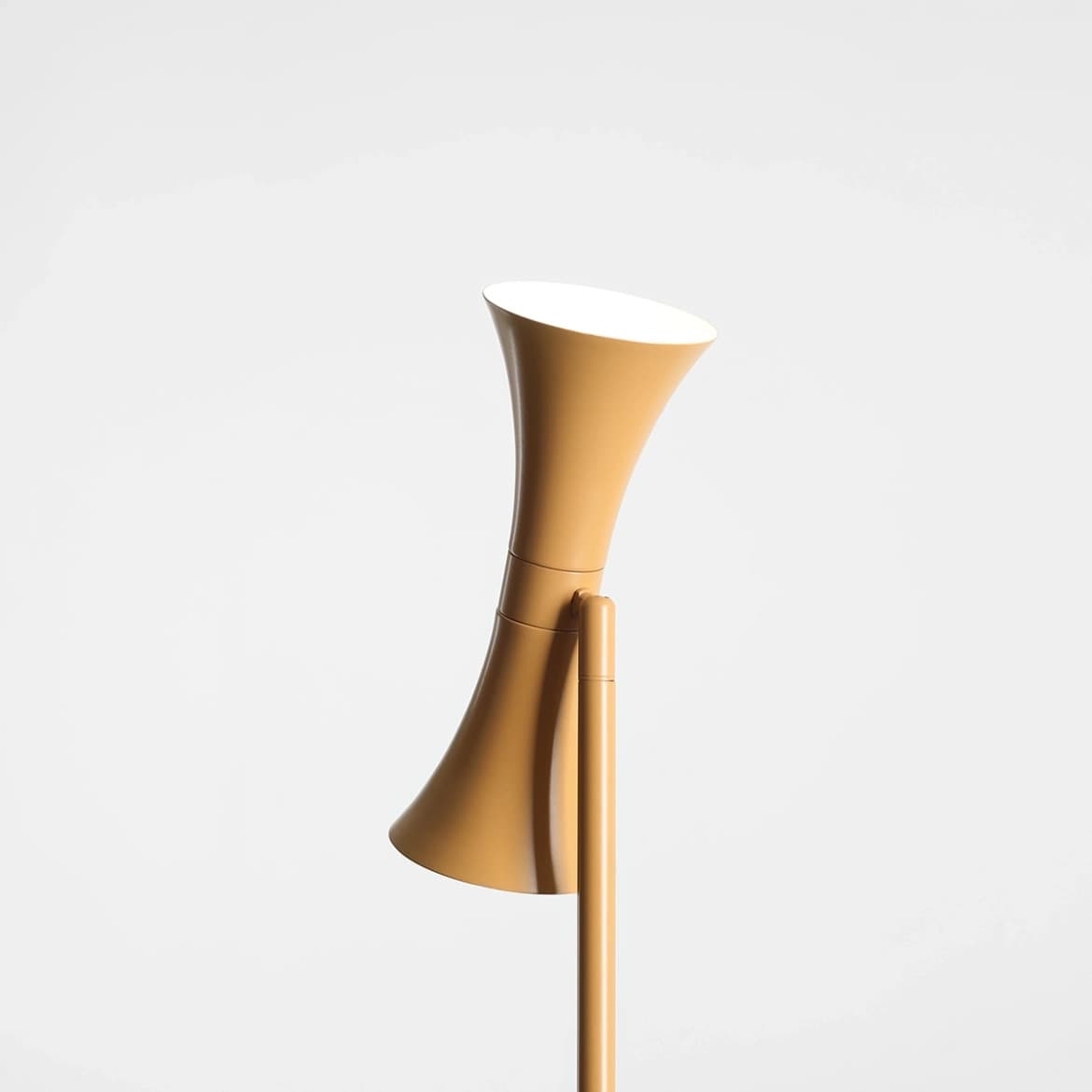 Lampa podłogowa Kibo 2 miodowa, proj. N. Szpunar, Artera - 359642