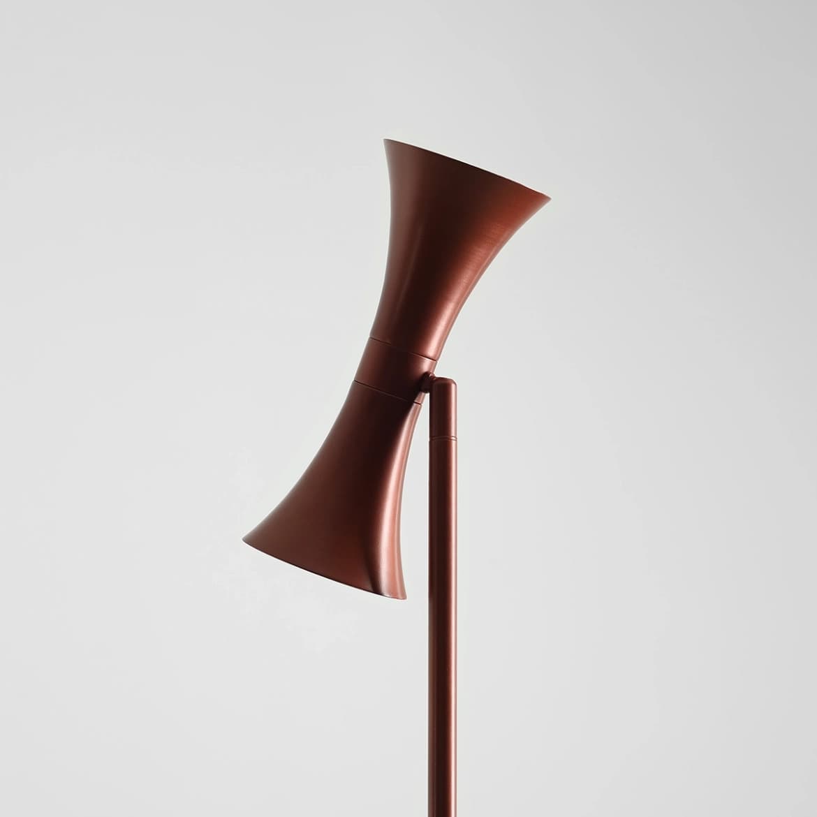 Lampa podłogowa Kibo 2 brązowa, proj. N. Szpunar, Artera - 359669