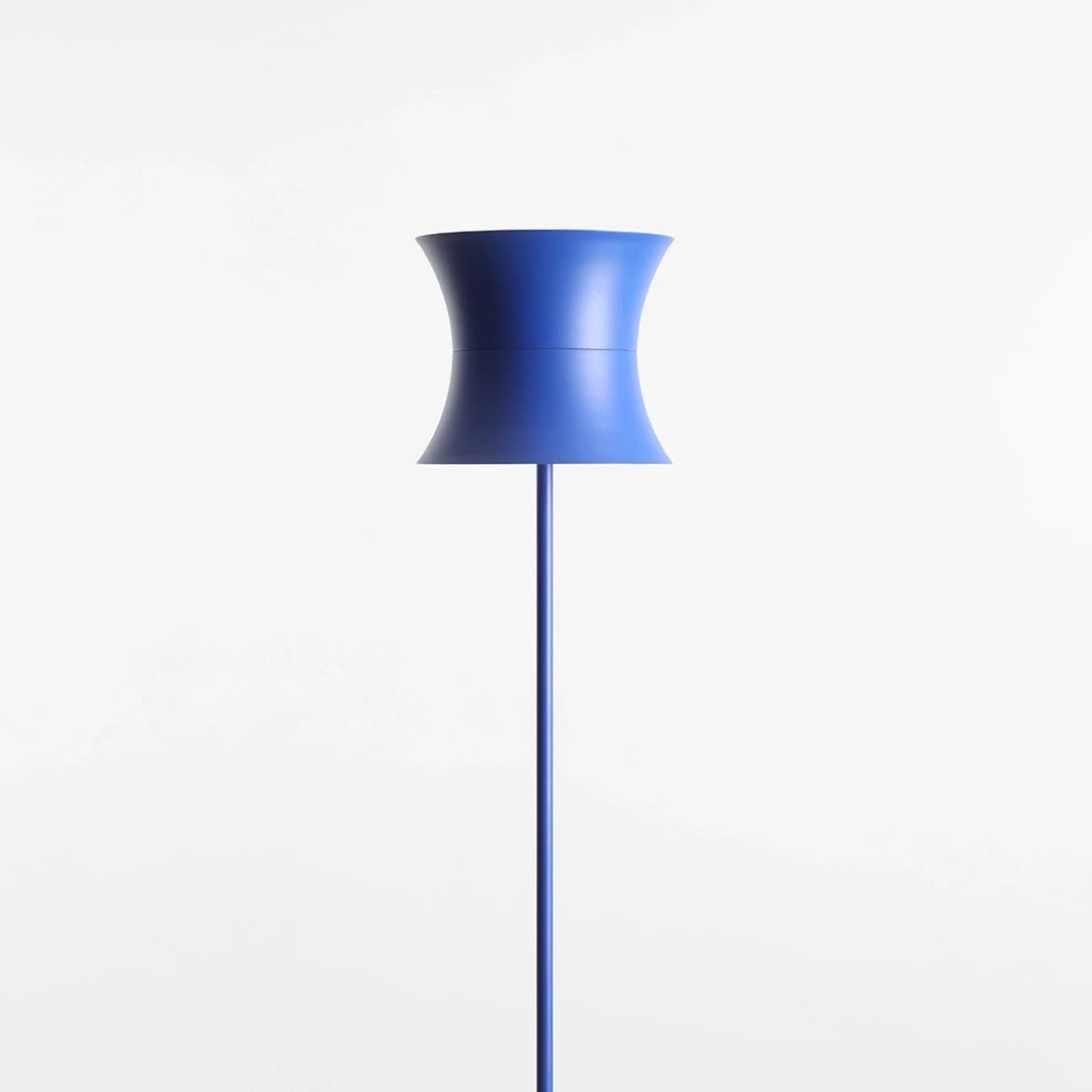 Lampa podłogowa retro Kibo kobaltowa, proj. N. Szpunar, Artera - 359991